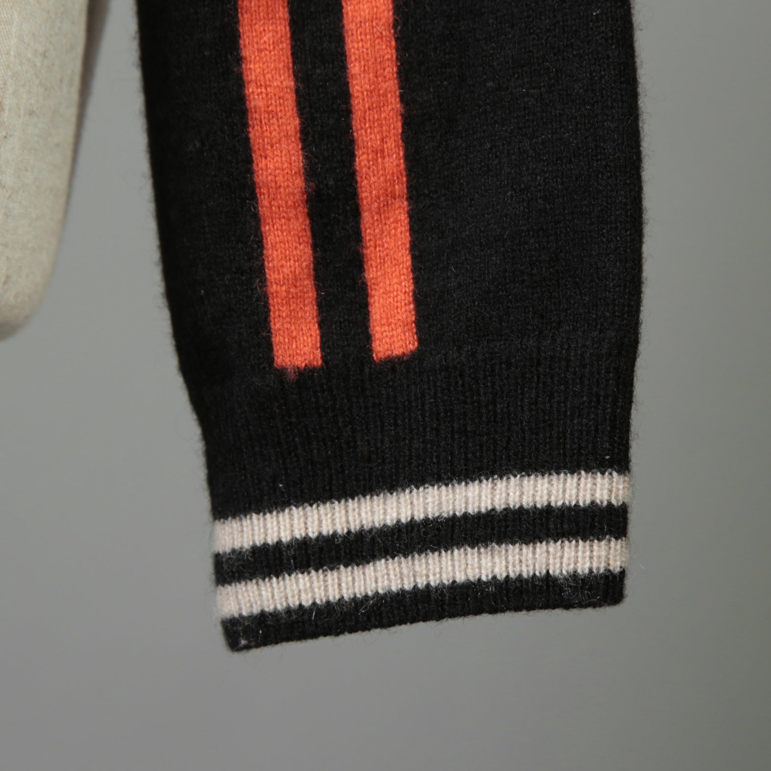 HERMES エルメス / 23-24AW 美品 BRIDES DE GALA TARTAN カシミヤ 長袖ニット / ブリッド・ドゥ・ガラ・タータン / 3H2620DD / セーター / size38 (ORANGE x BLACK) レディース 国内正規品