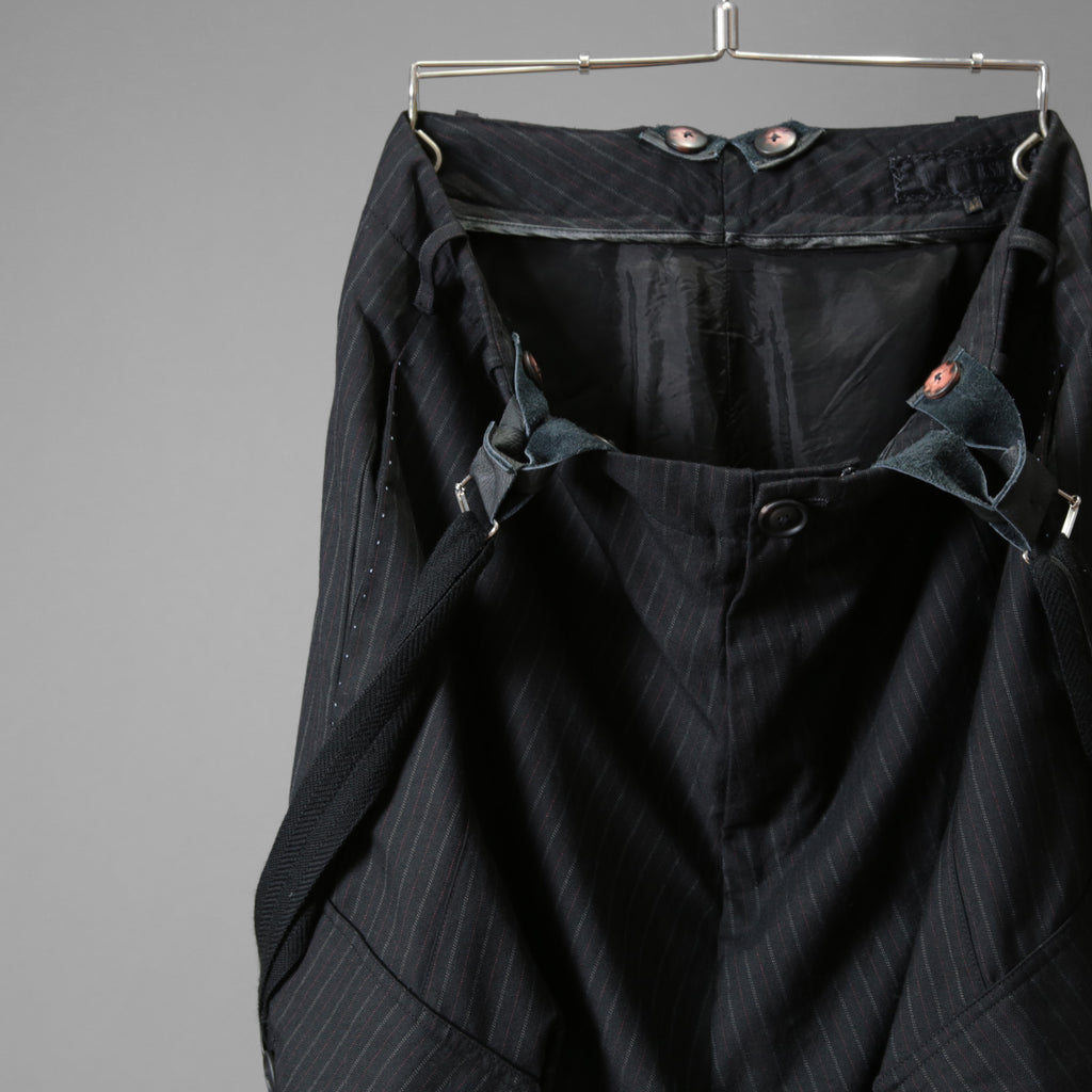 Geoffrey B.Small ジェフリー ビースモール / 24AW 美品 HUSE 別注 / advanced drop-crotch tailored cargo pocket trouser / Biella 100% wool Tasmania 120'sカーゴパンツ / size 42  (hand wash dark grey w/blue & purple stripe)