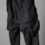 Geoffrey B.Small ジェフリー ビースモール / 24AW 美品 HUSE 別注 / advanced drop-crotch tailored cargo pocket trouser / Biella 100% wool Tasmania 120'sカーゴパンツ / size 42  (hand wash dark grey w/blue & purple stripe)