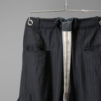 Geoffrey B.Small ジェフリー ビースモール / 24AW 美品 HUSE 別注 / advanced drop-crotch tailored cargo pocket trouser / Biella 100% wool Tasmania 120'sカーゴパンツ / size 42  (hand wash dark grey w/blue & purple stripe)
