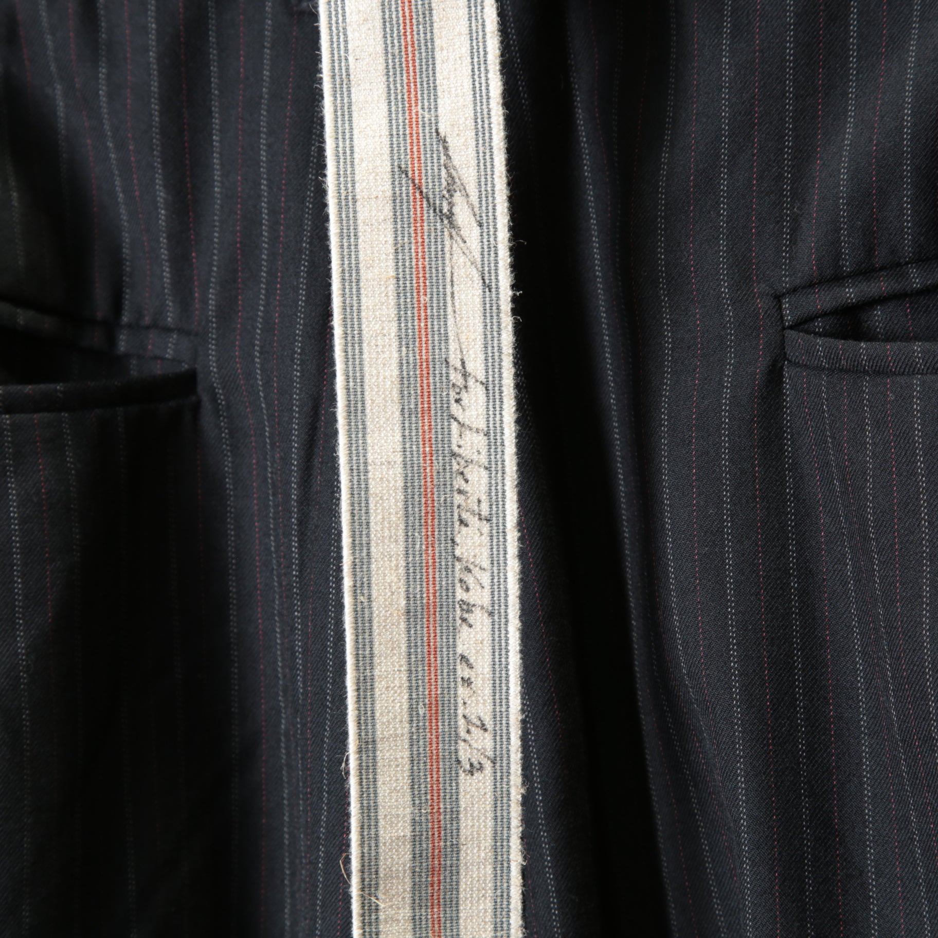 Geoffrey B.Small ジェフリー ビースモール / 24AW 美品 HUSE 別注 / advanced drop-crotch tailored cargo pocket trouser / Biella 100% wool Tasmania 120'sカーゴパンツ / size 42  (hand wash dark grey w/blue & purple stripe)