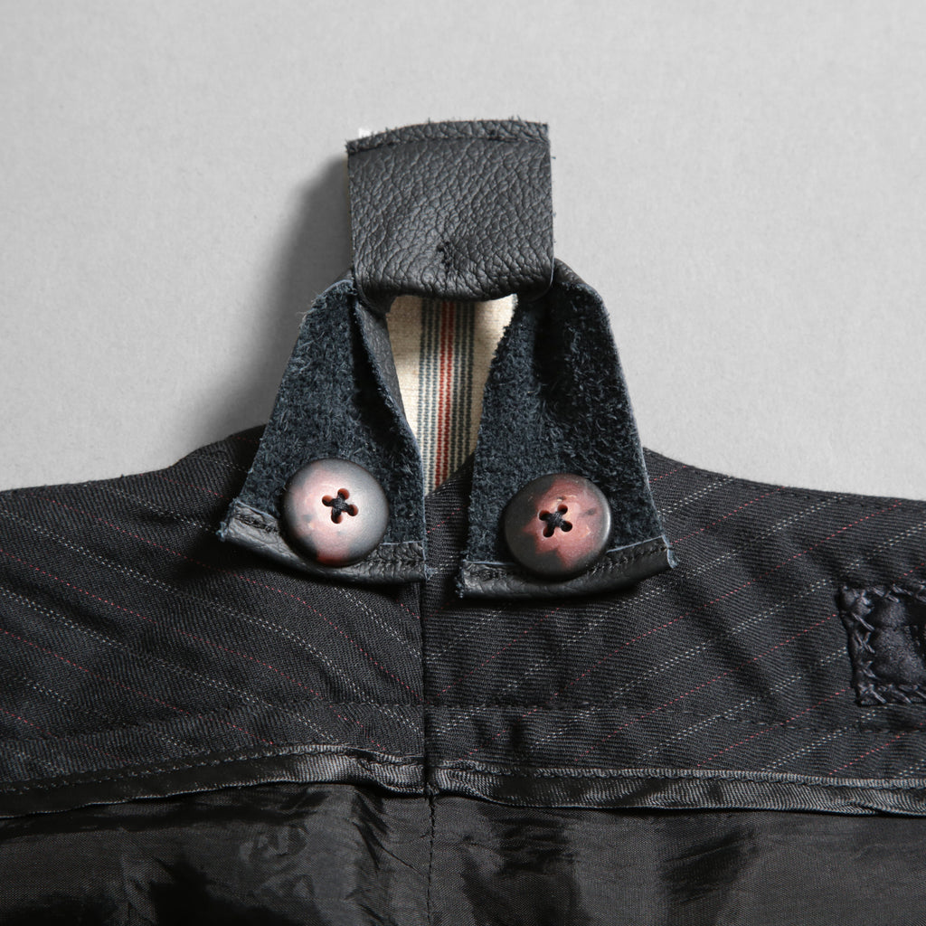 Geoffrey B.Small ジェフリー ビースモール / 24AW 美品 HUSE 別注 / advanced drop-crotch tailored cargo pocket trouser / Biella 100% wool Tasmania 120'sカーゴパンツ / size 42  (hand wash dark grey w/blue & purple stripe)