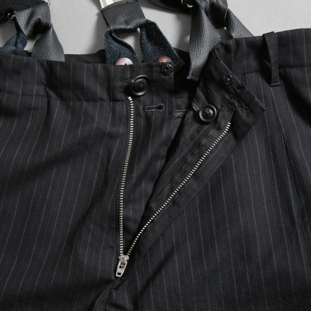 Geoffrey B.Small ジェフリー ビースモール / 24AW 美品 HUSE 別注 / advanced drop-crotch tailored cargo pocket trouser / Biella 100% wool Tasmania 120'sカーゴパンツ / size 42  (hand wash dark grey w/blue & purple stripe)