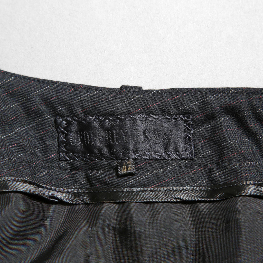 Geoffrey B.Small ジェフリー ビースモール / 24AW 美品 HUSE 別注 / advanced drop-crotch tailored cargo pocket trouser / Biella 100% wool Tasmania 120'sカーゴパンツ / size 42  (hand wash dark grey w/blue & purple stripe)