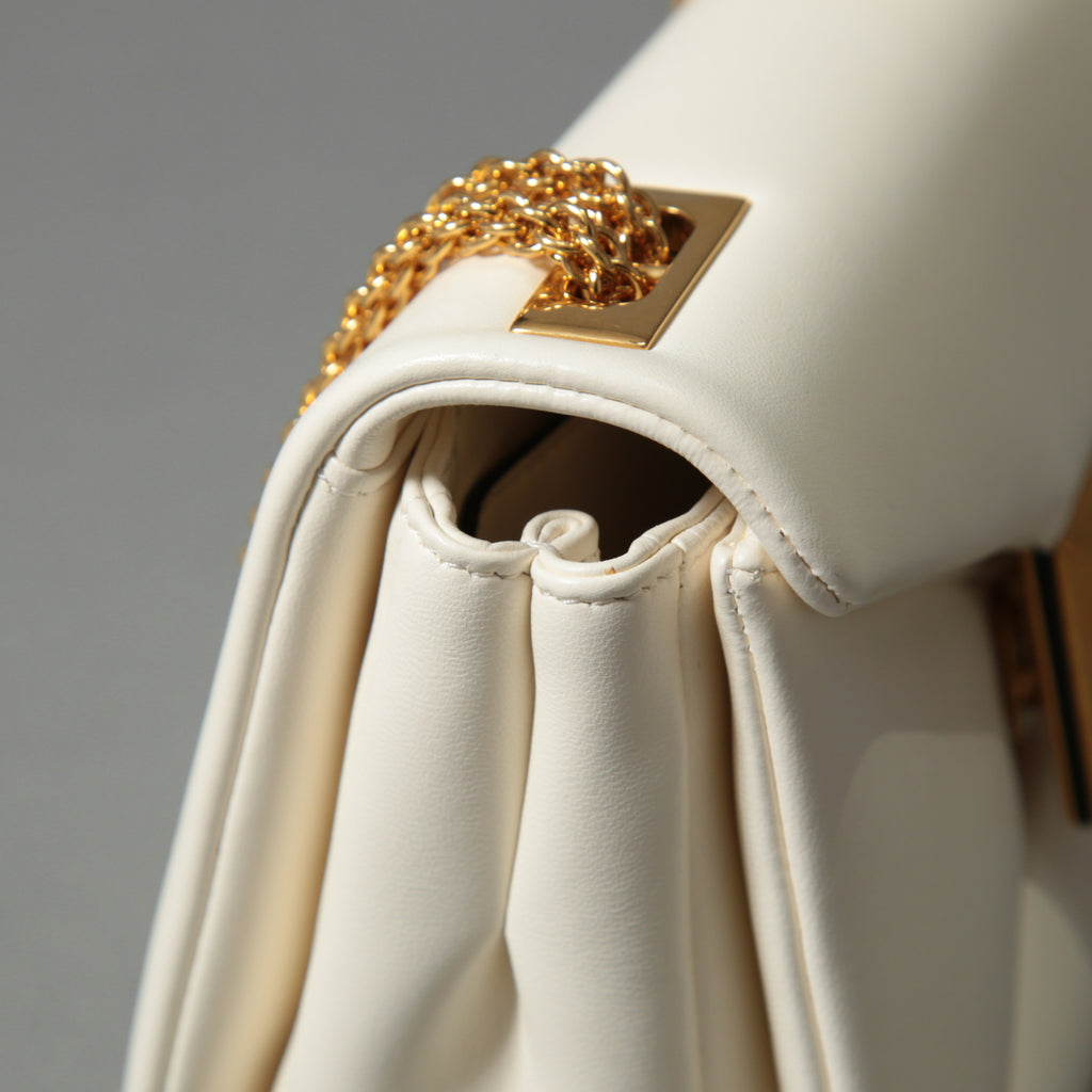 VALENTINO ヴァレンティノ / 22SS 美品 ワンスタッズ バッグ ショルダーバッグ ナッパレザー チェーンバッグ / IVORY 国内正規品