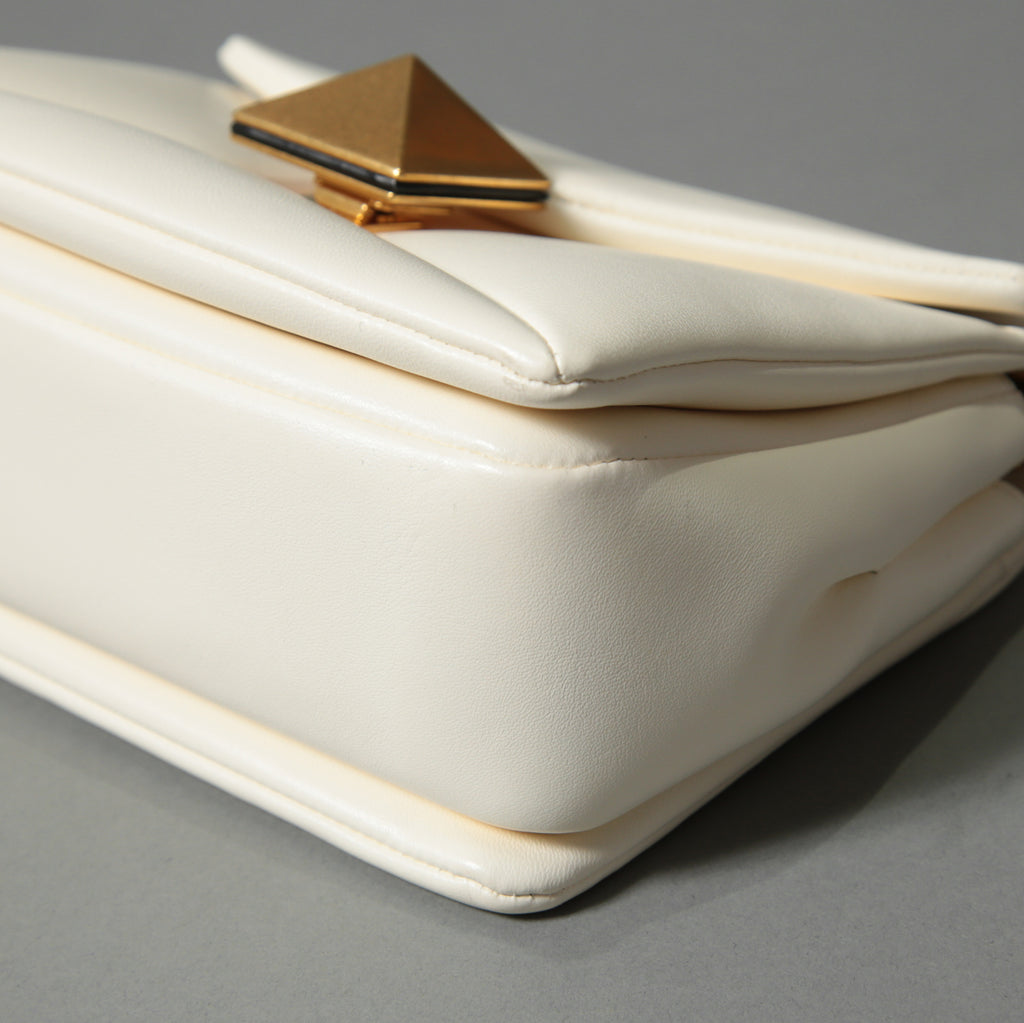 VALENTINO ヴァレンティノ / 22SS 美品 ワンスタッズ バッグ ショルダーバッグ ナッパレザー チェーンバッグ / IVORY 国内正規品