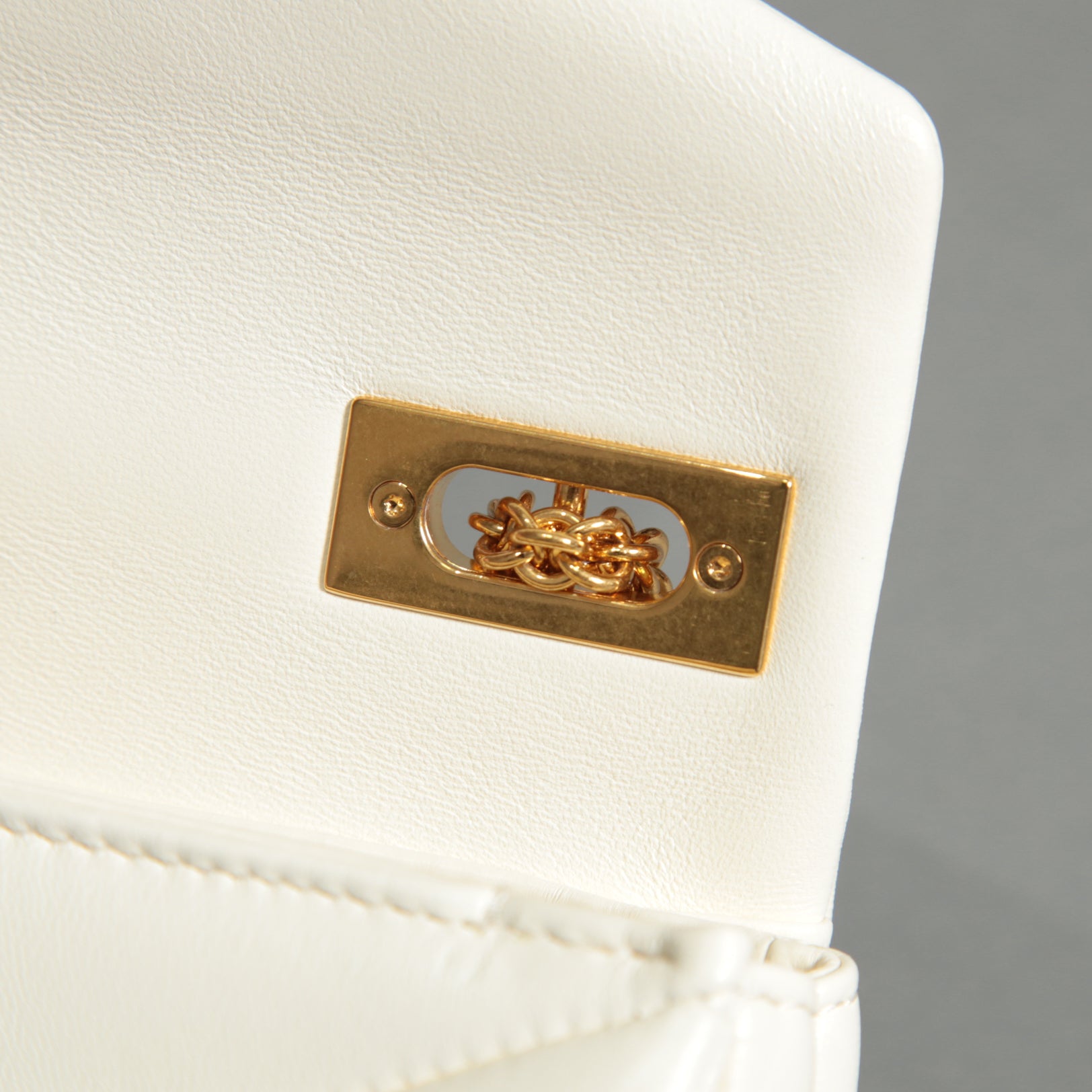 VALENTINO ヴァレンティノ / 22SS 美品 ワンスタッズ バッグ ショルダーバッグ ナッパレザー チェーンバッグ / IVORY 国内正規品