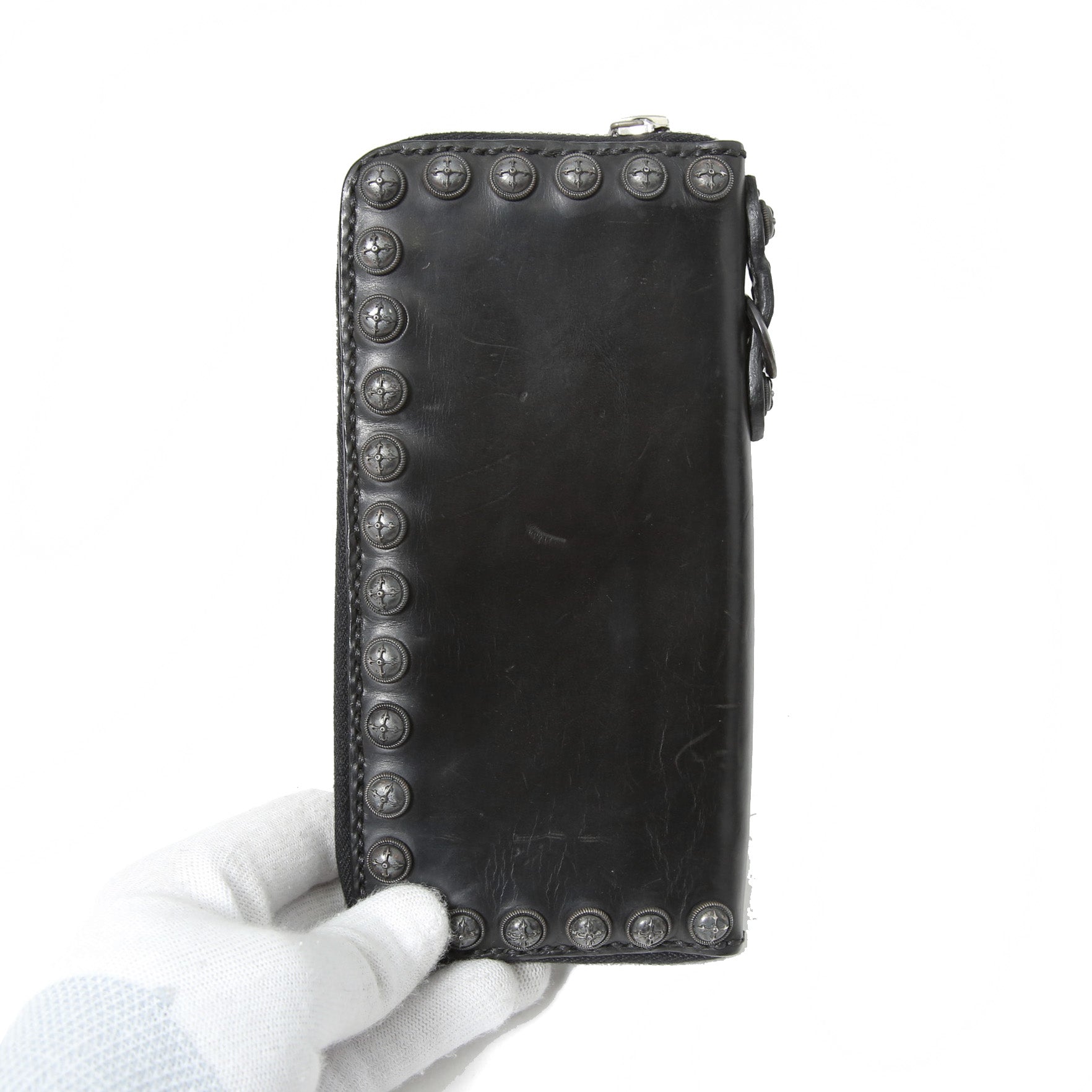 一点物 新品 イサムカタヤマ バックラッシュTHELINE / GUIDI カーフ / シルバー スタッズ ラウンドジップ ウォレット / BLACK 長財布