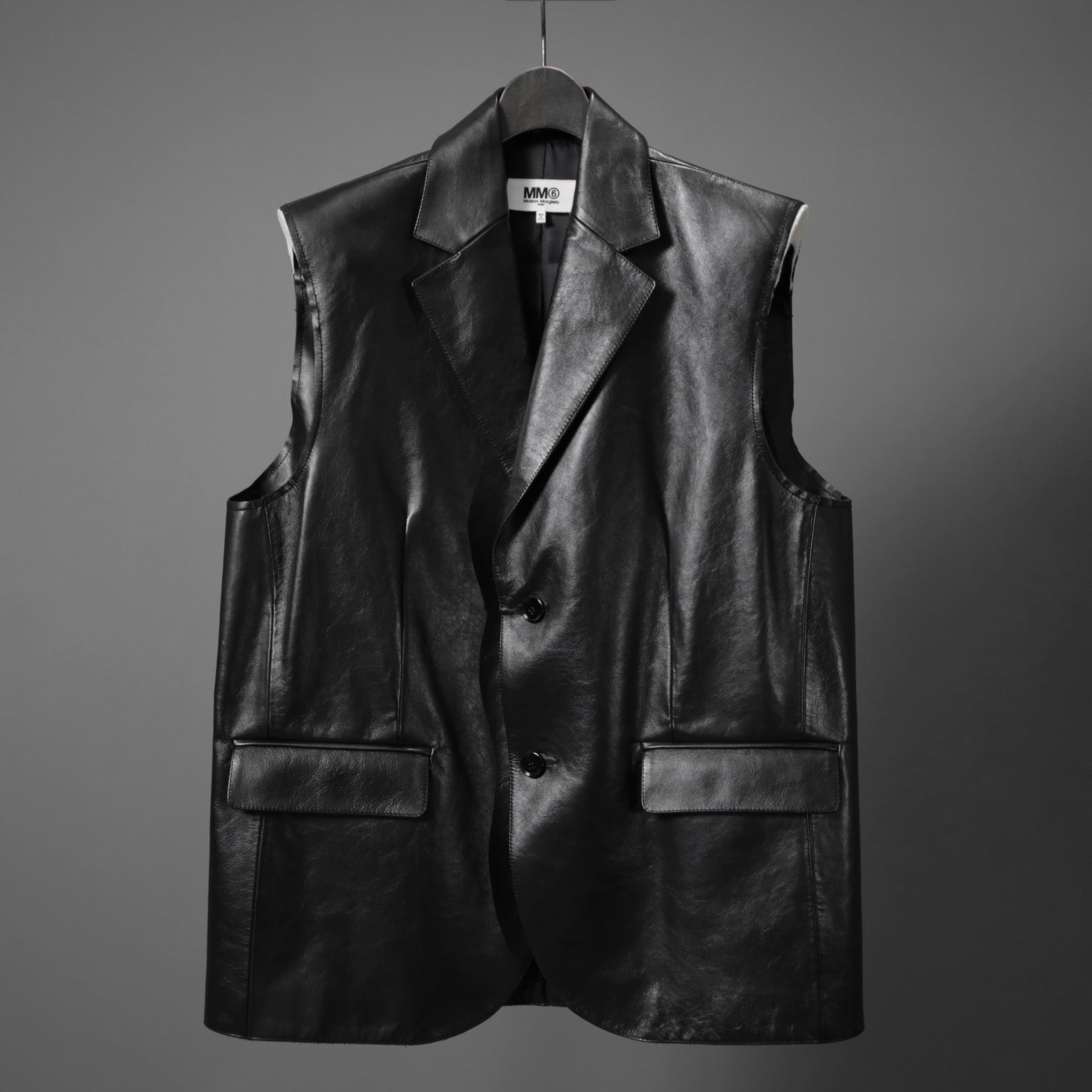 MM6 Maison Margiela メゾン マルジェラ / 23SS 美品 シープレザー ベスト / S52FB0056 / size 44 (BLACK) 国内正規品
