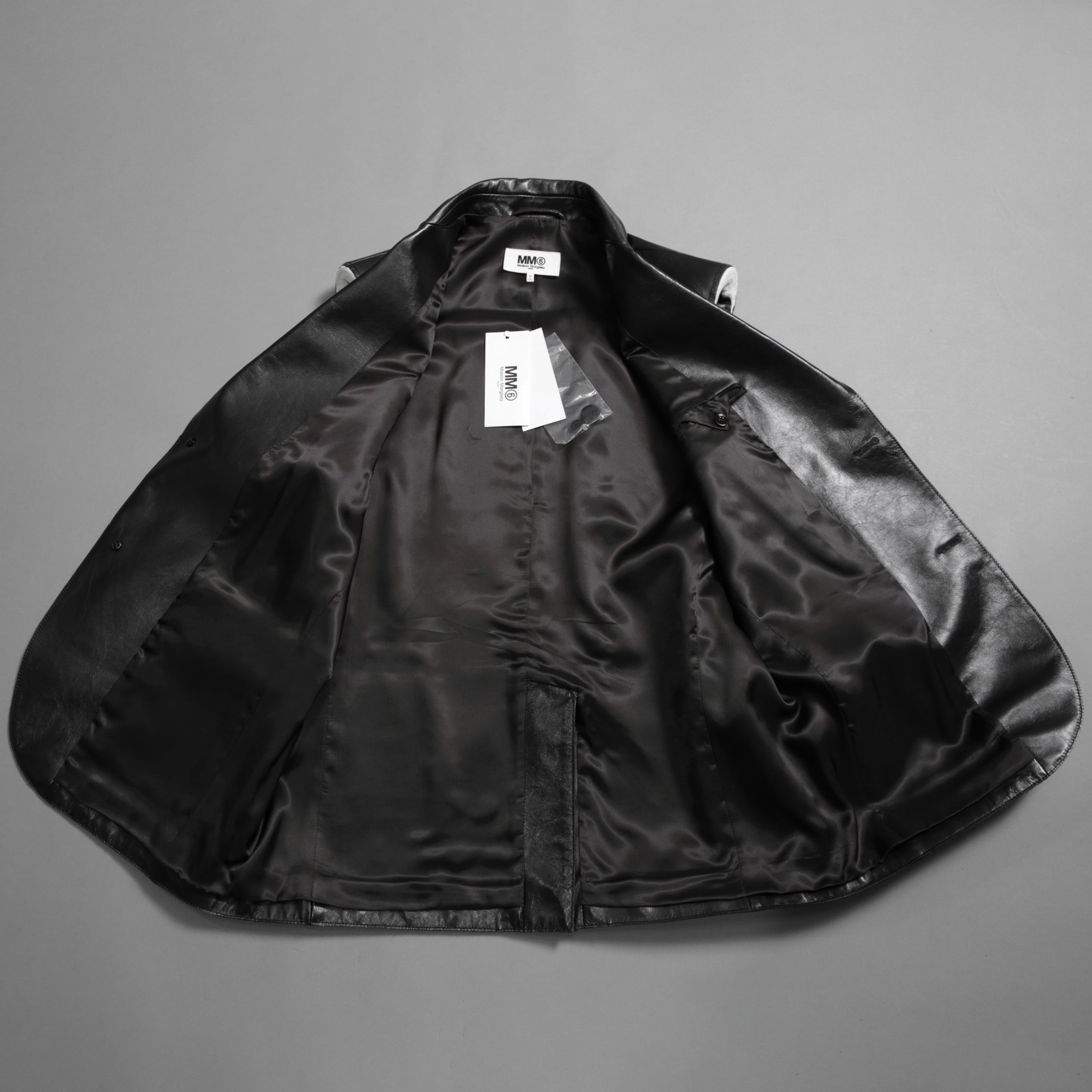 MM6 Maison Margiela メゾン マルジェラ / 23SS 美品 シープレザー ベスト / S52FB0056 / size 44 (BLACK) 国内正規品