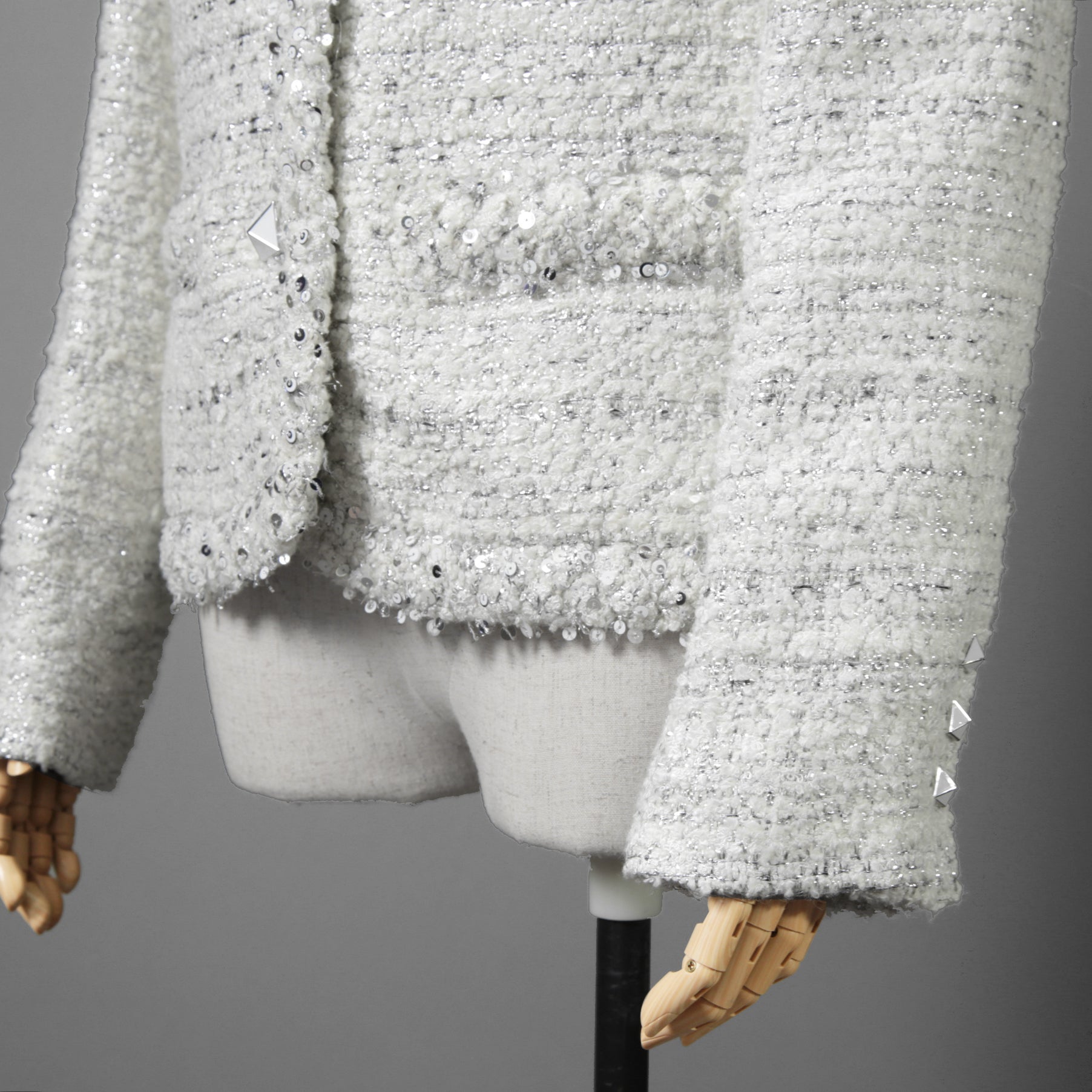 VALENTINO ヴァレンティノ / 22AW 美品 ツイード ワンスタッズ ノーカラージャケット / XB3CE27H6U1 / size 36 (WHITE) レディース