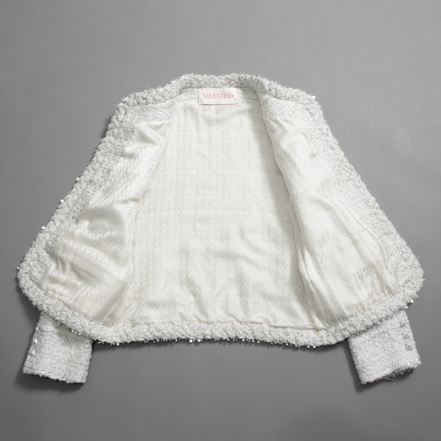 VALENTINO ヴァレンティノ / 22AW 美品 ツイード ワンスタッズ ノーカラージャケット / XB3CE27H6U1 / size 36 (WHITE) レディース