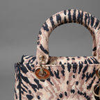 Dior クリスチャンディオール / 2021年リゾートコレクション 美品 Tie & Dior / Lady D-Lite レディ D-ライト ミディアム バッグ / キャンバス タイダイ柄 刺繍 / (PINK x NAVY) 3WAY トート ショルダー