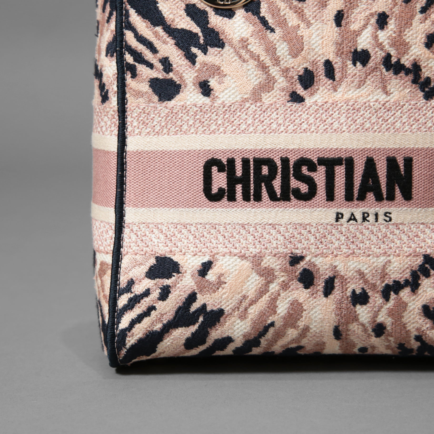 Dior クリスチャンディオール / 2021年リゾートコレクション 美品 Tie & Dior / Lady D-Lite レディ D-ライト ミディアム バッグ / キャンバス タイダイ柄 刺繍 / (PINK x NAVY) 3WAY トート ショルダー