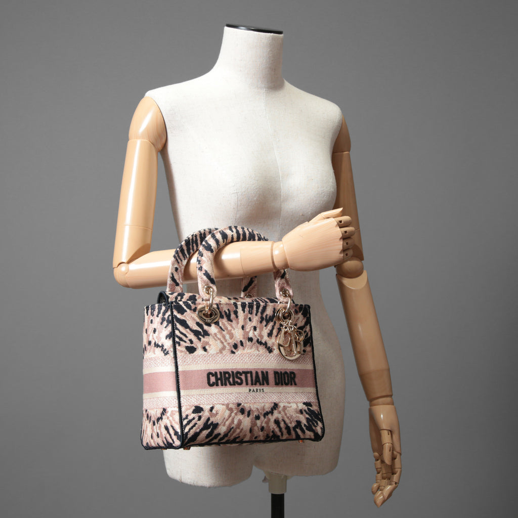 Dior クリスチャンディオール / 2021年リゾートコレクション 美品 Tie & Dior / Lady D-Lite レディ D-ライト ミディアム バッグ / キャンバス タイダイ柄 刺繍 / (PINK x NAVY) 3WAY トート ショルダー