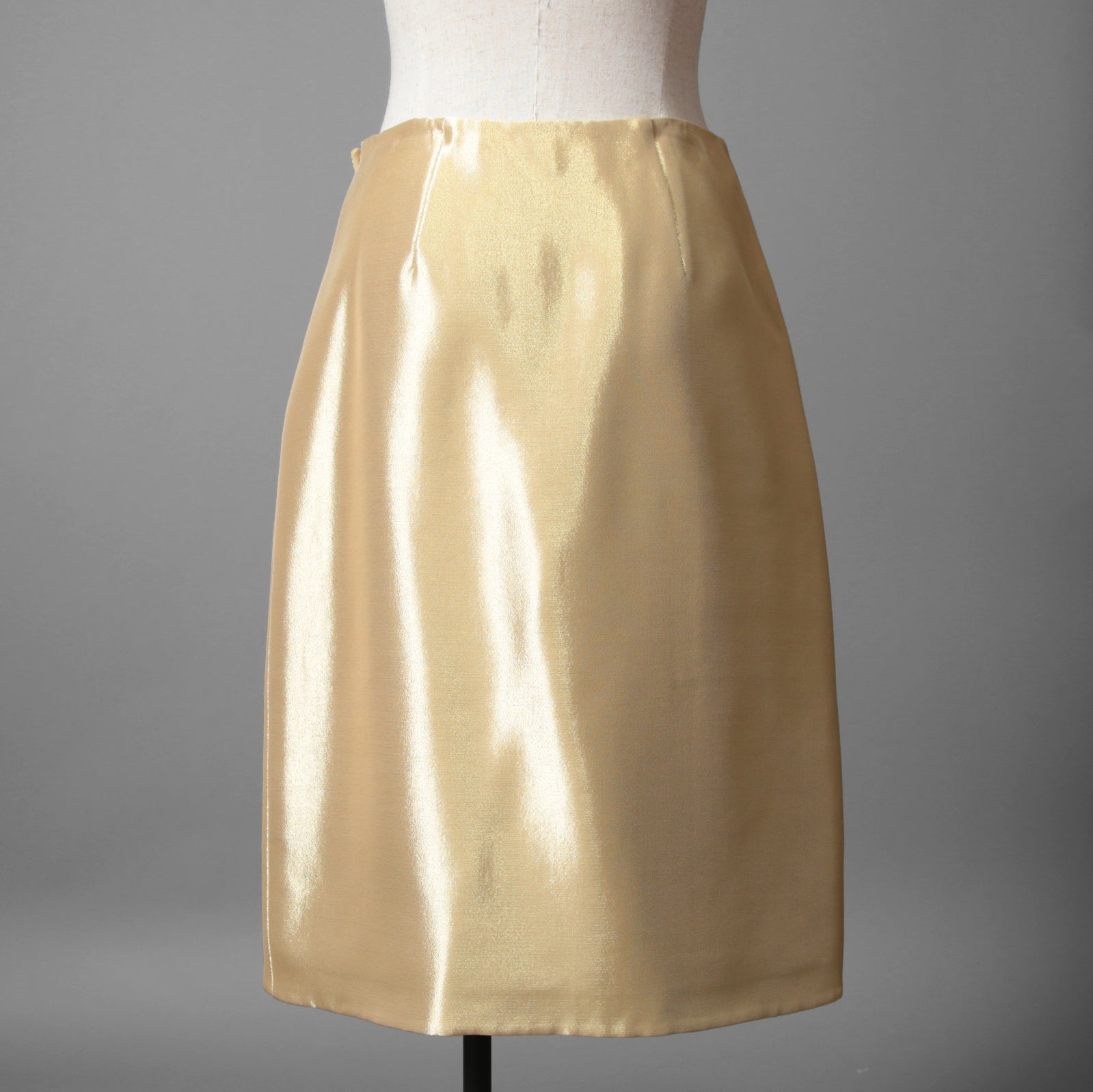 FENDI フェンディ / 22AW 美品 W.SKIRT ゴールド ラップ スカート / FQ7250 AJDR / size 40 (GOLD) レディース