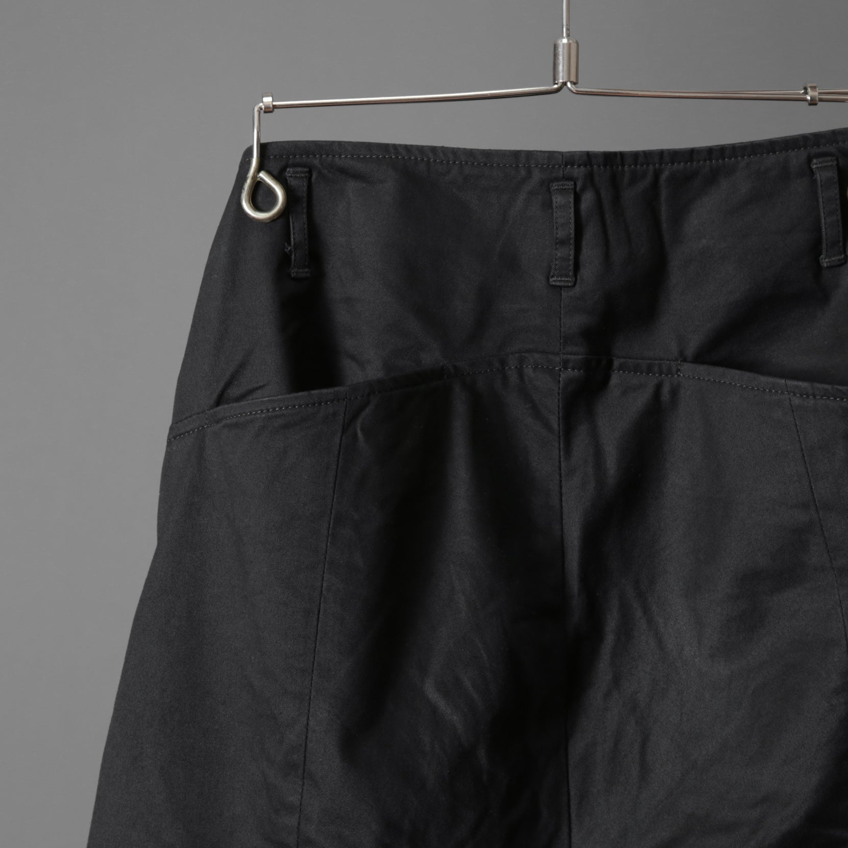 incarnation インカネーション / Long Darts Center Seam Cropped Pants / クロップド パンツ / size S (BLACK)