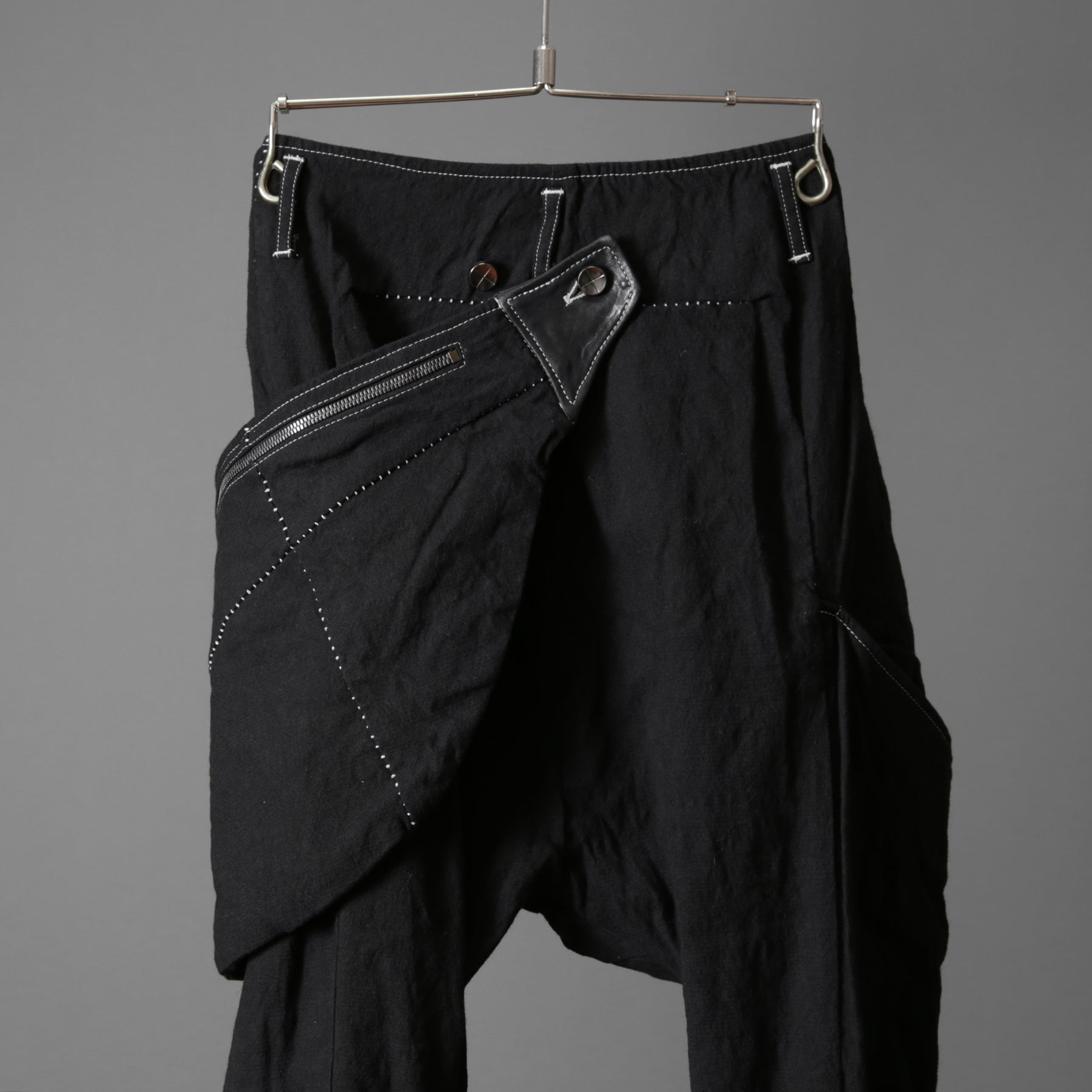 incarnation インカネーション / 美品 Garage eden別注/ Object dyed W POCKET with SNAT PACK PANTS / size S (BLACK)