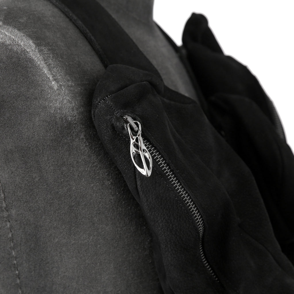 新品 Leon Emanuel Blanck レオン エマニュエル ブランク/ 24AW GUIDI Buffalo Nubuck Leather / Distortion Multi Pocket Vest Bag (BLACK)