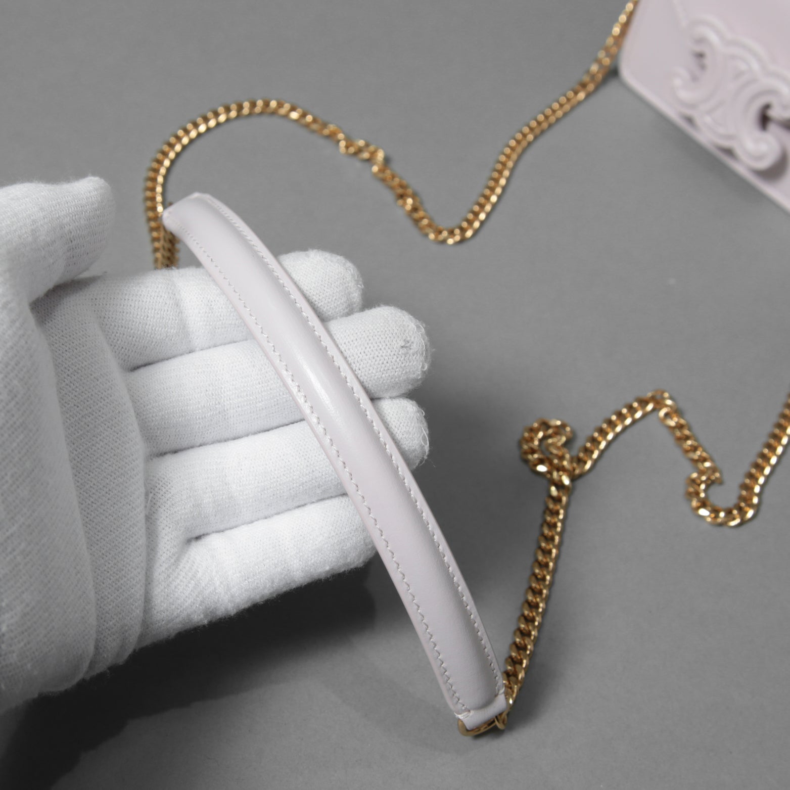 CELINE セリーヌ / 美品 トリオンフ チェーン ショルダー ミニ バッグ /  レザー / ライトピンク / ポシェット レディース