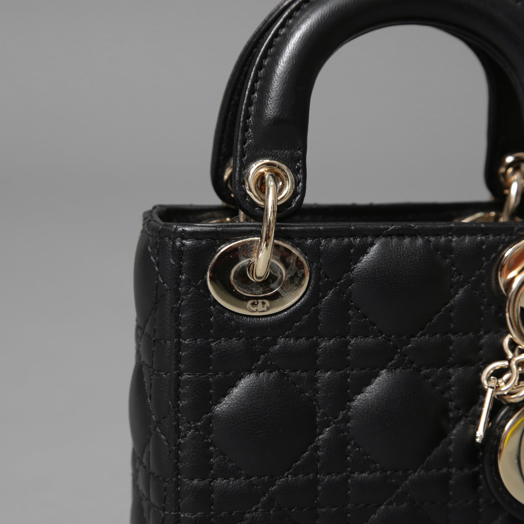 Dior クリスチャン ディオール / Lady Dior マイクロバッグ /カナージュ ラムスキン / S0856ONGE_M900 / BLACK