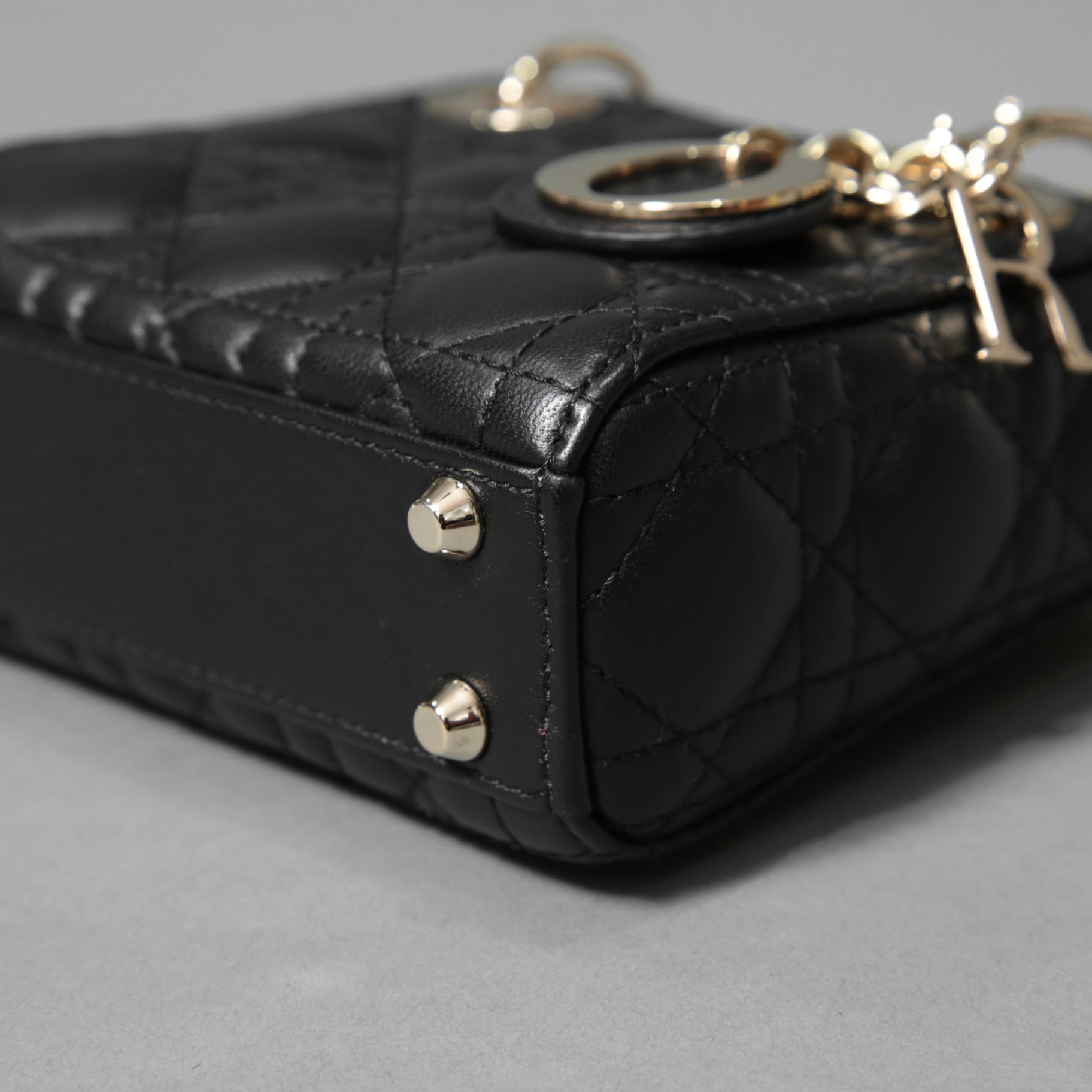 Dior クリスチャン ディオール / Lady Dior マイクロバッグ /カナージュ ラムスキン / S0856ONGE_M900 / BLACK