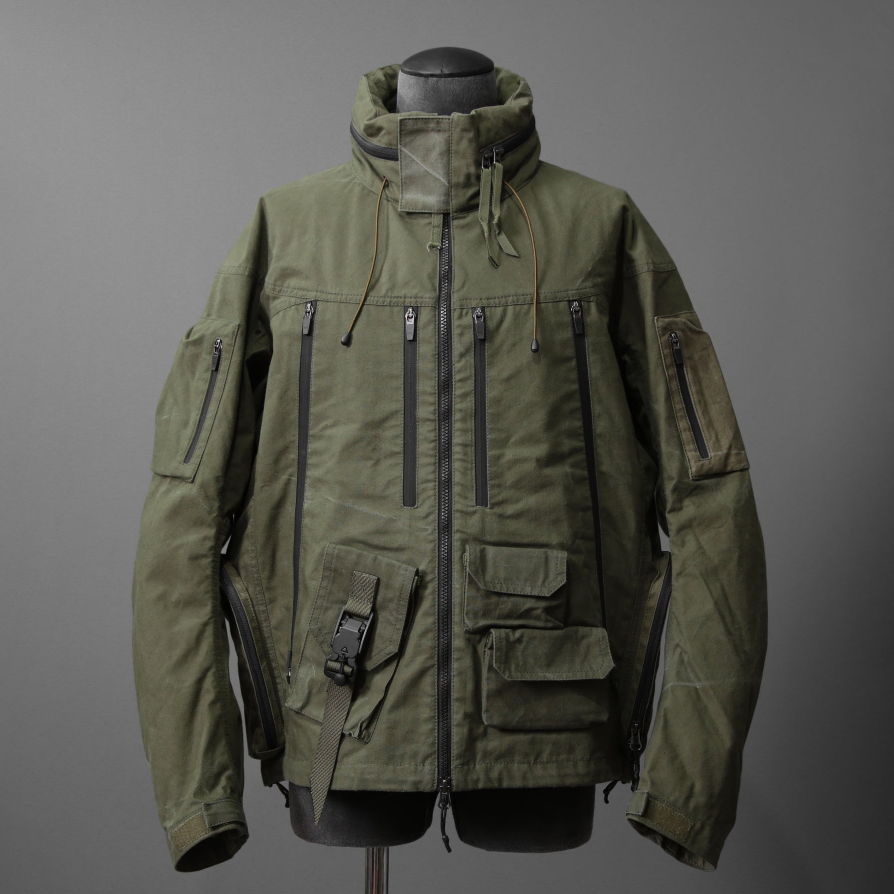 Se'Duceセデュース / 19AW 美品 New Vintage Collection 改 GEN2 Technical Military Jacket Crazy Pocket M-65 / ミリタリージャケット / size 2 (KHAKI)