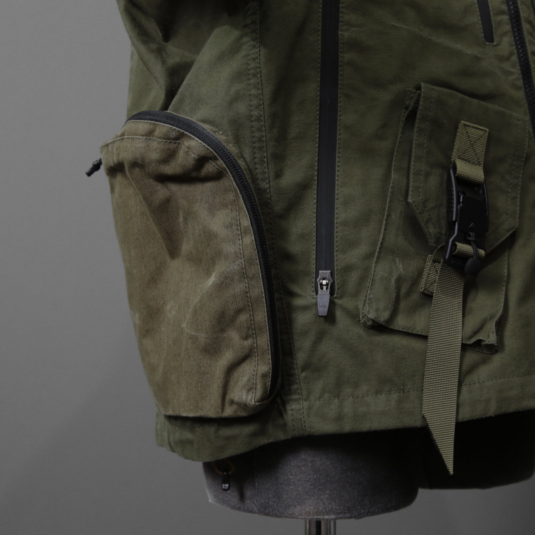 Se'Duceセデュース / 19AW 美品 New Vintage Collection 改 GEN2 Technical Military Jacket Crazy Pocket M-65 / ミリタリージャケット / size 2 (KHAKI)