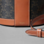 CELINE セリーヌ / 美品 TAMBOUR MEDIUM / トリオンフ タンブール ミディアム バッグ / PVC & カーフスキン (BLACK x TAN) ショルダーバッグ