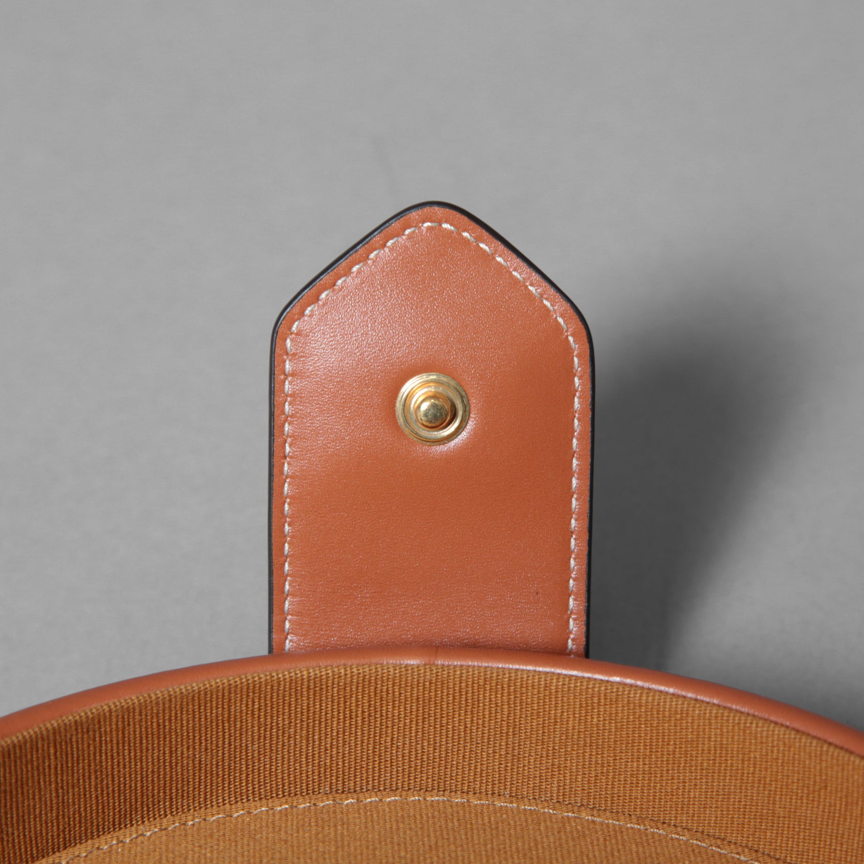 CELINE セリーヌ / 美品 TAMBOUR MEDIUM / トリオンフ タンブール ミディアム バッグ / PVC & カーフスキン (BLACK x TAN) ショルダーバッグ