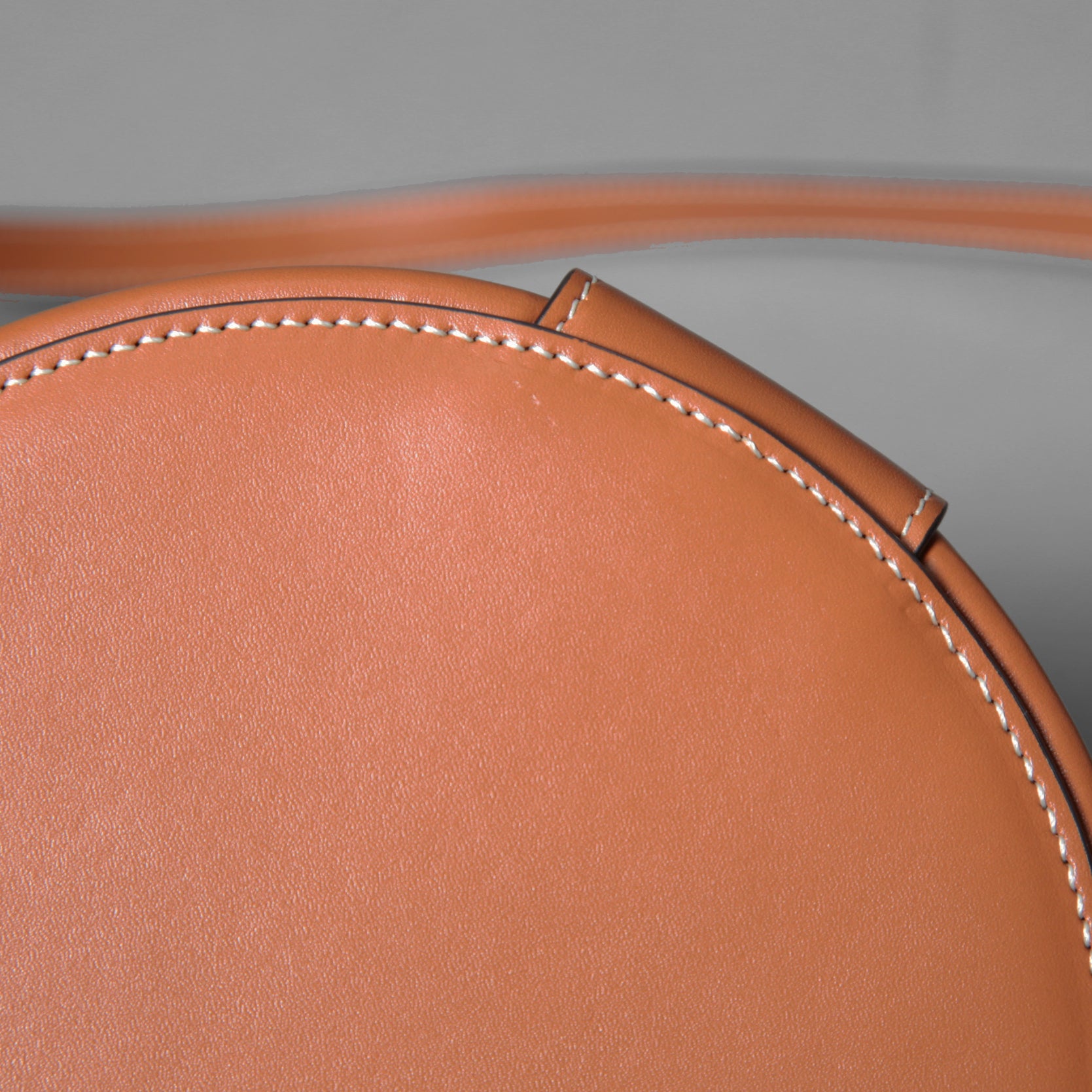 CELINE セリーヌ / 美品 TAMBOUR MEDIUM / トリオンフ タンブール ミディアム バッグ / PVC & カーフスキン (BLACK x TAN) ショルダーバッグ