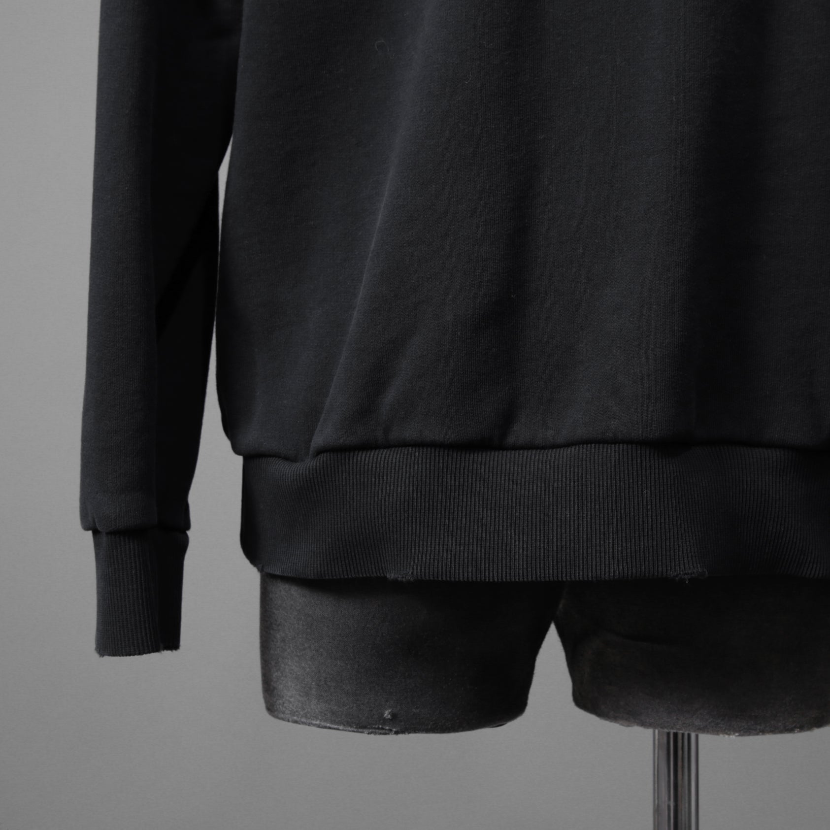 MM6 メゾン マルジェラ / 23SS インターシャ ロゴ 長袖 スウェット / S52GU0193 S25537 / size S (BLACK) ユニセックス