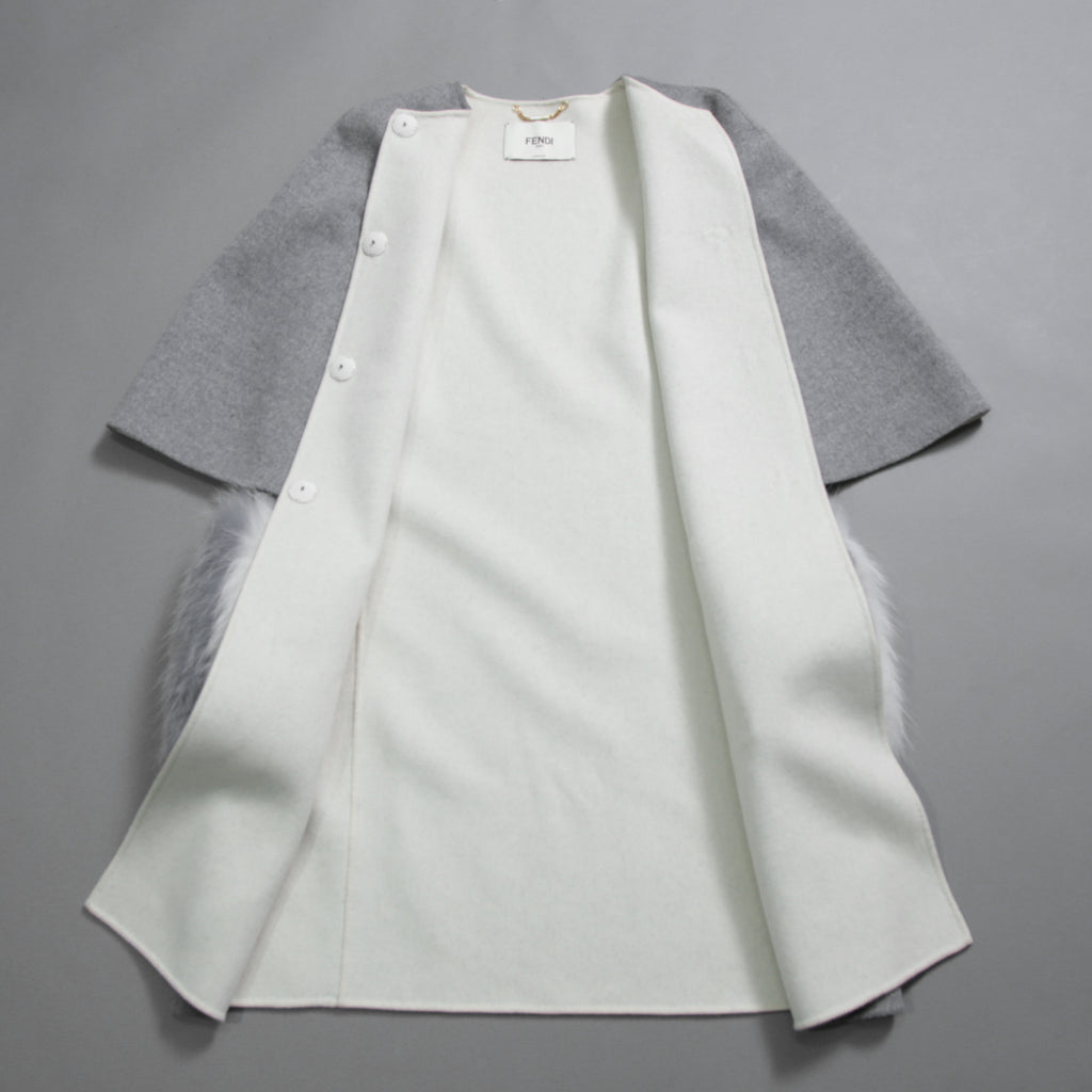 FENDI フェンディ / 18AW 美品 フォックスファーポケット付き ケープコート / FF8369 W1D / size 42 (GRAY) レディース