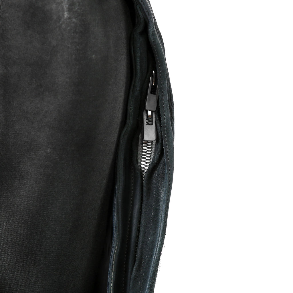 新品 CAROL CHRISTIAN POELL / 2018年 Horse Cordovan O.D / VEST BAG / size 46 (19 NAVY)