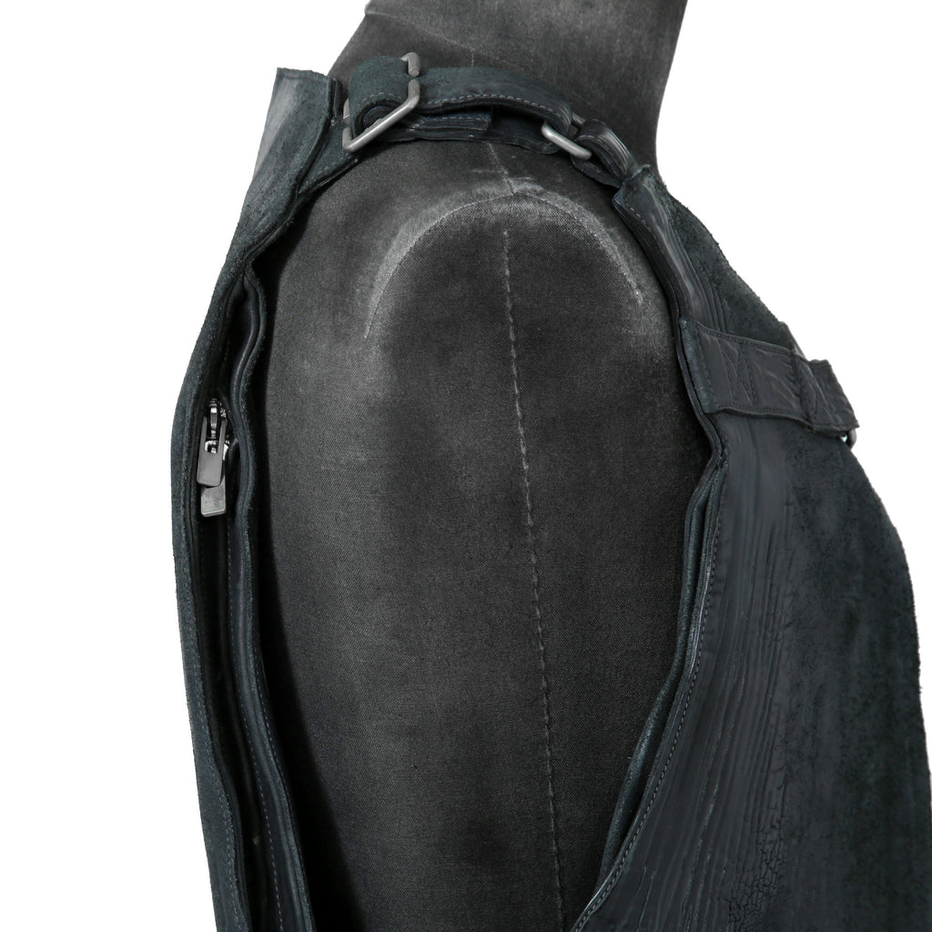 新品 CAROL CHRISTIAN POELL / 2018年 Horse Cordovan O.D / VEST BAG / size 46 (19 NAVY)