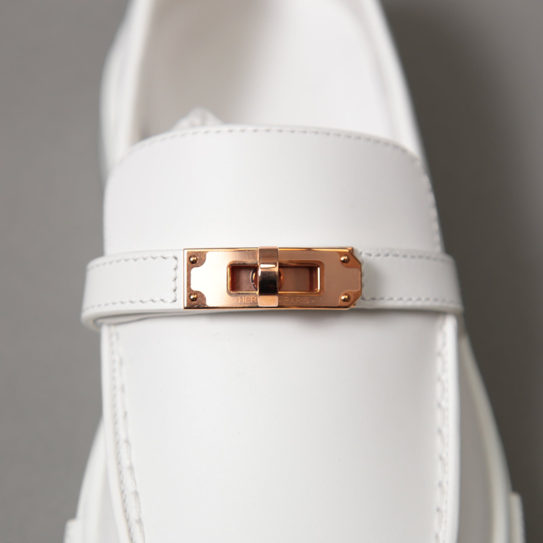 未使用 HERMES エルメス / ケリー金具 ゲーム スリッポン レザー スニーカー / カーフスキン / ローズゴールド バックル / size36 (23cm) WHITE シューズ
