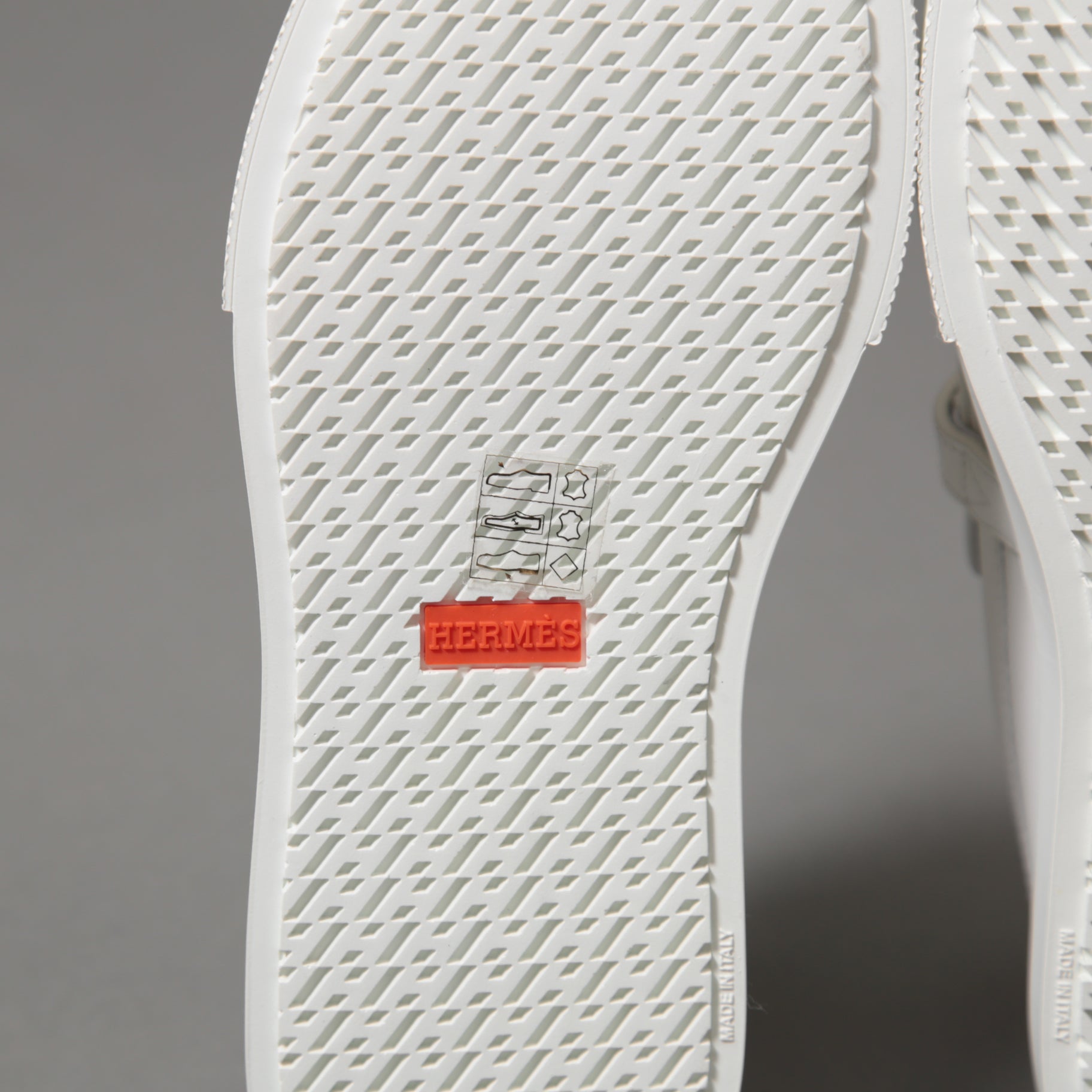 未使用 HERMES エルメス / ケリー金具 ゲーム スリッポン レザー スニーカー / カーフスキン / ローズゴールド バックル / size36 (23cm) WHITE シューズ