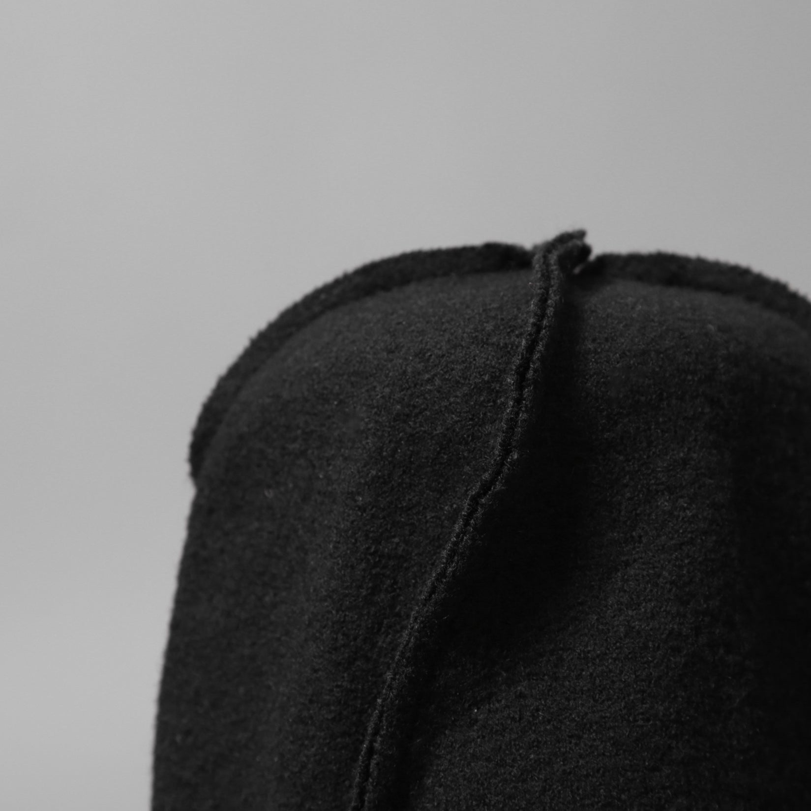 SOSNOVSKA ソスノブスカ / 18AW WOOLEN OUTSIDE SEAMSTRESS KNITCAP / ニットキャップ / size M (BLACK)