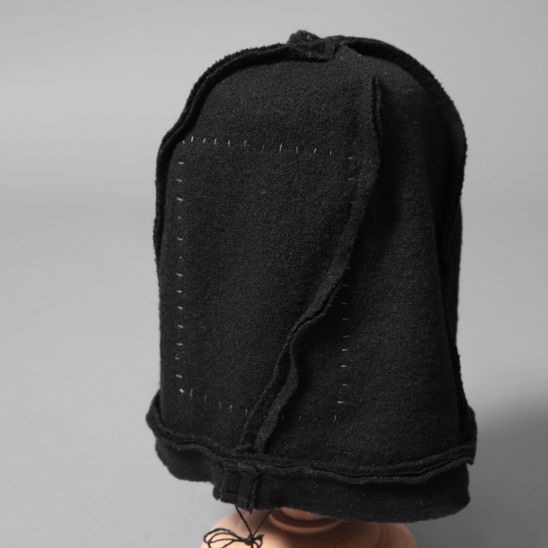 SOSNOVSKA ソスノブスカ / 18AW WOOLEN OUTSIDE SEAMSTRESS KNITCAP / ニットキャップ / size M (BLACK)