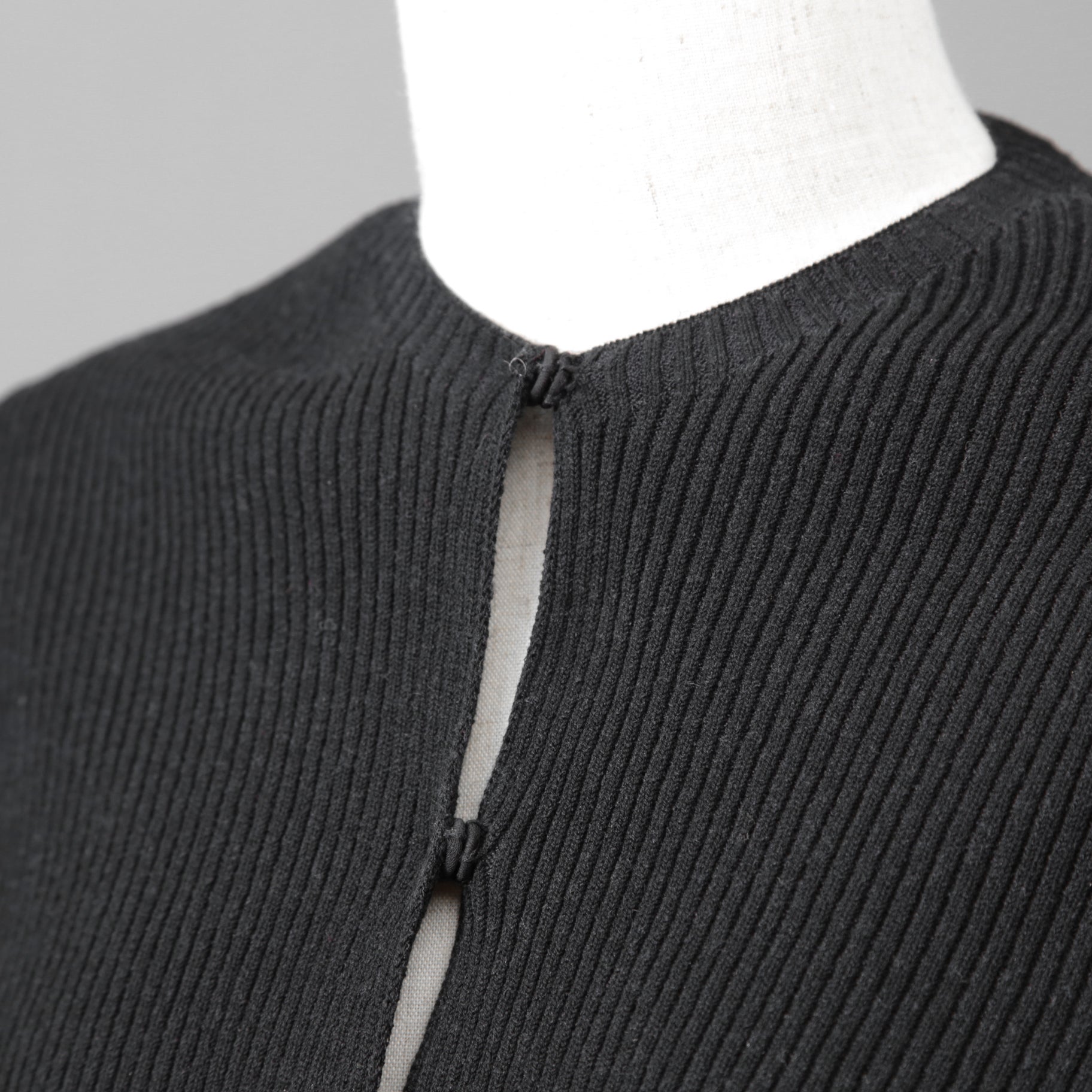 FENDI フェンディ /  2022年製  袖FFロゴ リブニット セーター カーディガン / FZC963 / size42 (BLACK)