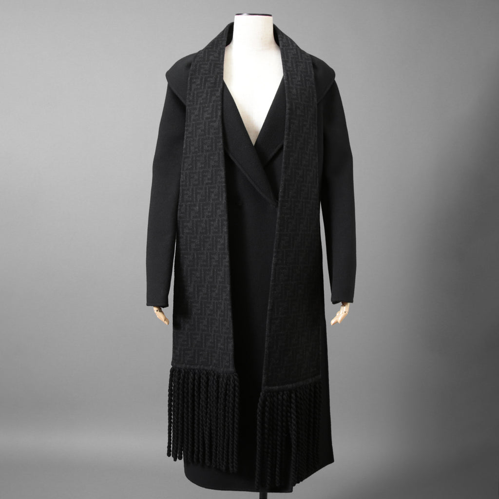 FENDIフェンディ / 19AW 美品 裏地FFロゴ ズッカ柄 マフラー付き ロングコート / FF8835 A5HD / size40 (BLACK)