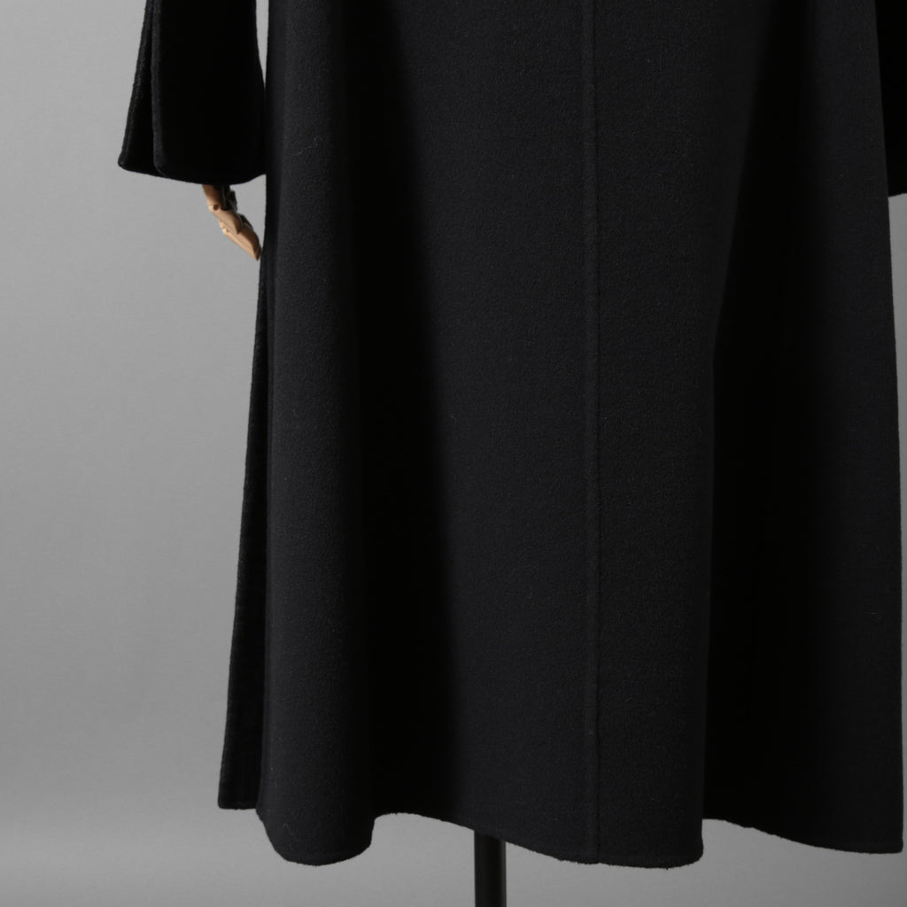 FENDIフェンディ / 19AW 美品 裏地FFロゴ ズッカ柄 マフラー付き ロングコート / FF8835 A5HD / size40 (BLACK)