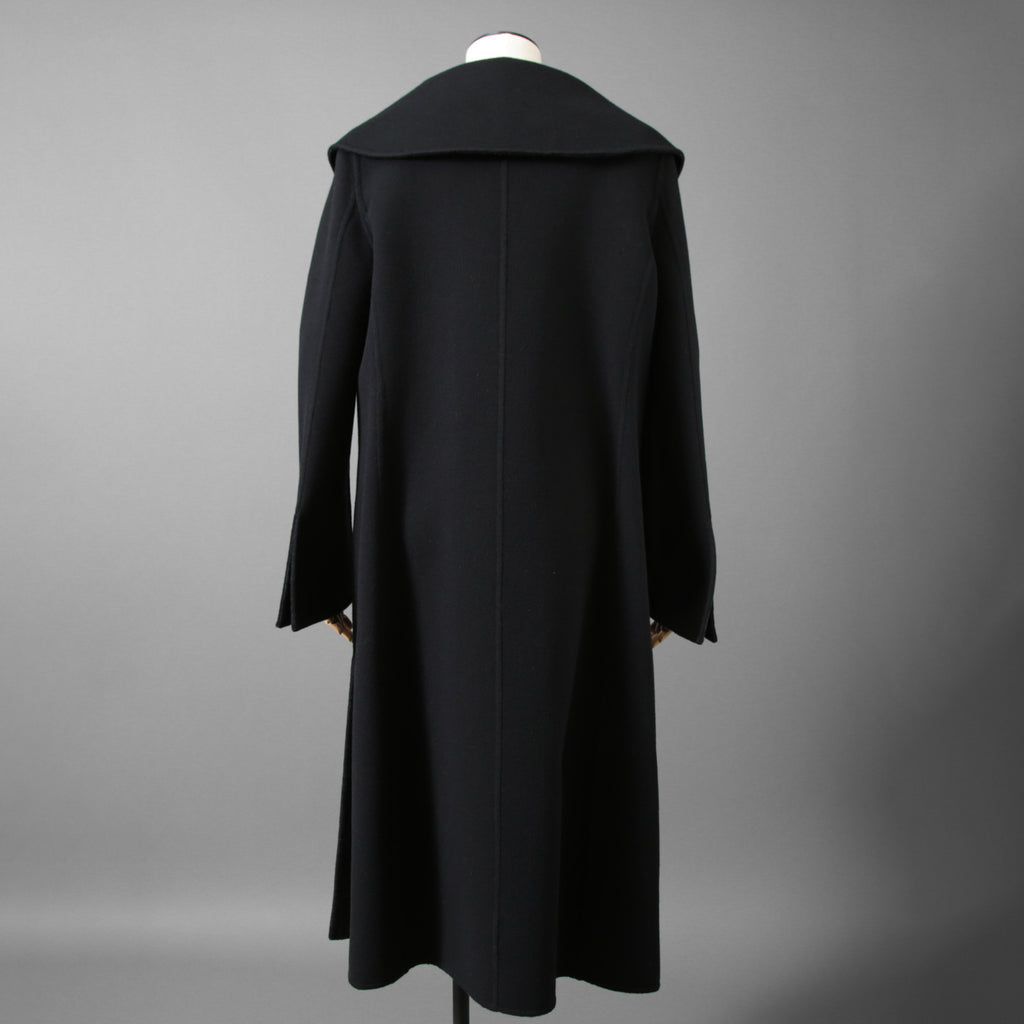 FENDIフェンディ / 19AW 美品 裏地FFロゴ ズッカ柄 マフラー付き ロングコート / FF8835 A5HD / size40 (BLACK)
