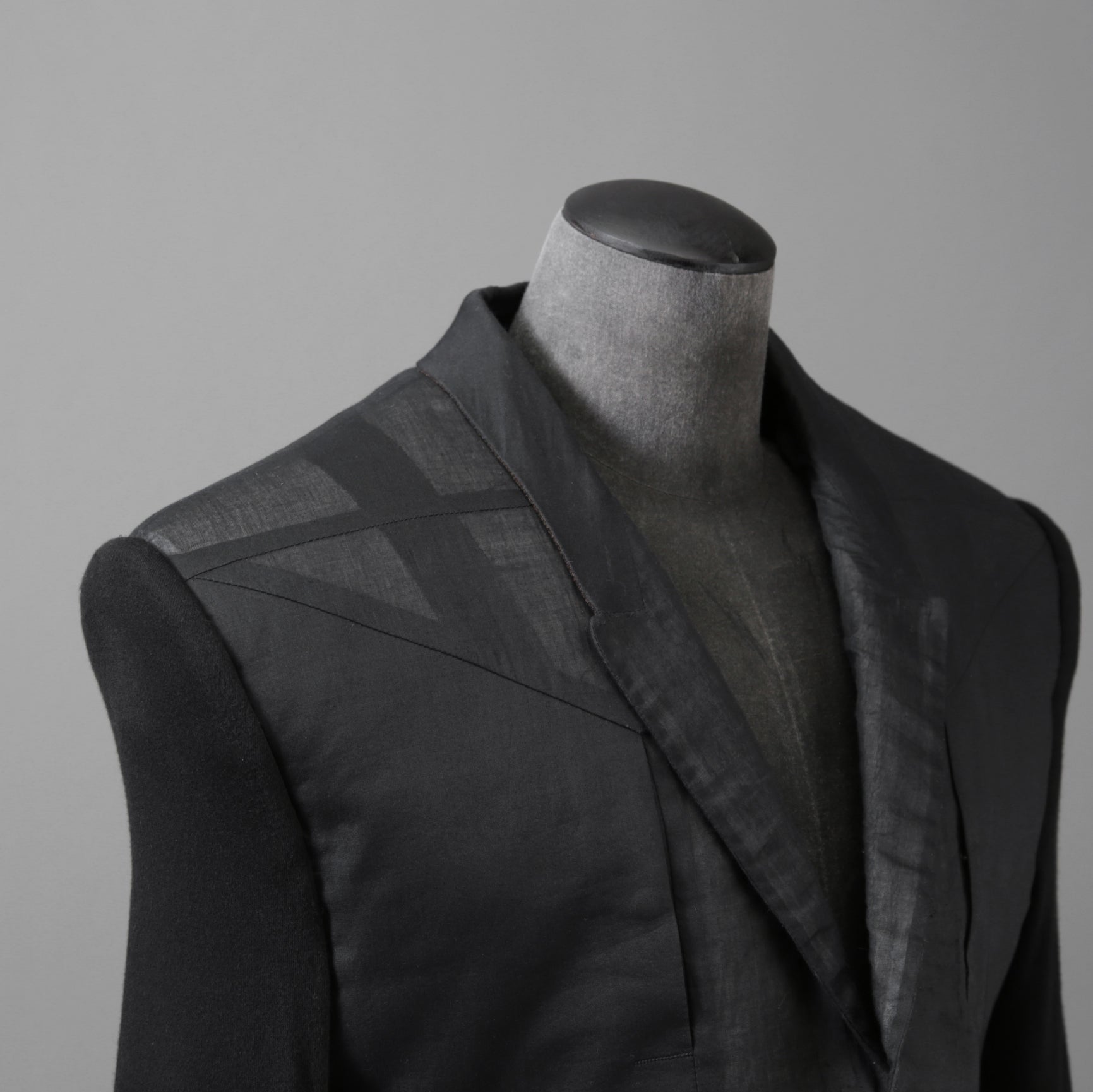 希少 RICK OWENS リックオウエンス / 24SS LIDO / Cobra Micro Tatlin Cropped Blazer / RR01D3754-UMRNC / セミシアー 素材 ジャケット / size 48 (BLACK)
