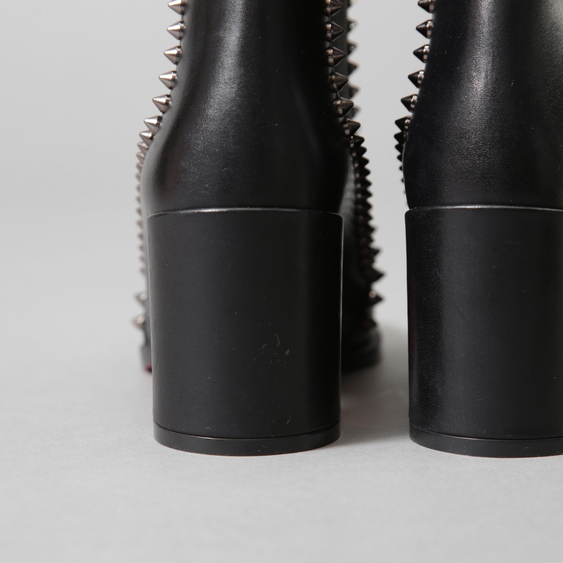 Christian Louboutin クリスチャンルブタン / Out Line Spike Lug アウトライン スパイク ブーツ / スタッズ サイドゴアブーツ / size 35.5 (22.5cm) BLACK レディース シューズ