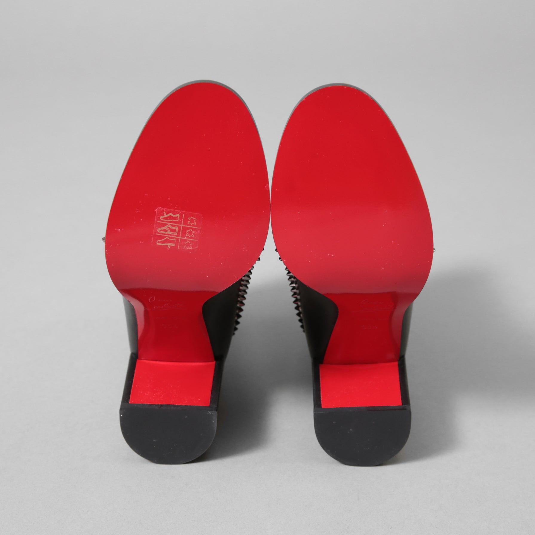 Christian Louboutin クリスチャンルブタン / Out Line Spike Lug アウトライン スパイク ブーツ / スタッズ サイドゴアブーツ / size 35.5 (22.5cm) BLACK レディース シューズ