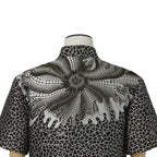 超希少 LOUIS VUITTON x YAYOI KUSAMA ルイヴィトン 草間彌生 コラボ / 2023SS サイケデリックフラワー ラップ トップス / 半袖 / size 38 (M) BLACK / RW231J VF5 FOB26