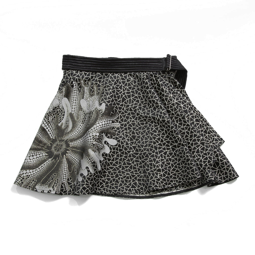 希少 LOUIS VUITTON x YAYOI KUSAMA ルイヴィトン 草間彌生 コラボ / 2023SS サイケデリックフラワー ミニラップ スカート  / size 38 (M) BLACK