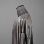 新品 A.F ARTEFACT エーエフアーティファクト / 25AW COLLARLESS SHIRT TOPS SOFT SATIN 長袖シャツ / AG-12071-1 / size 1 (DARK GREY)