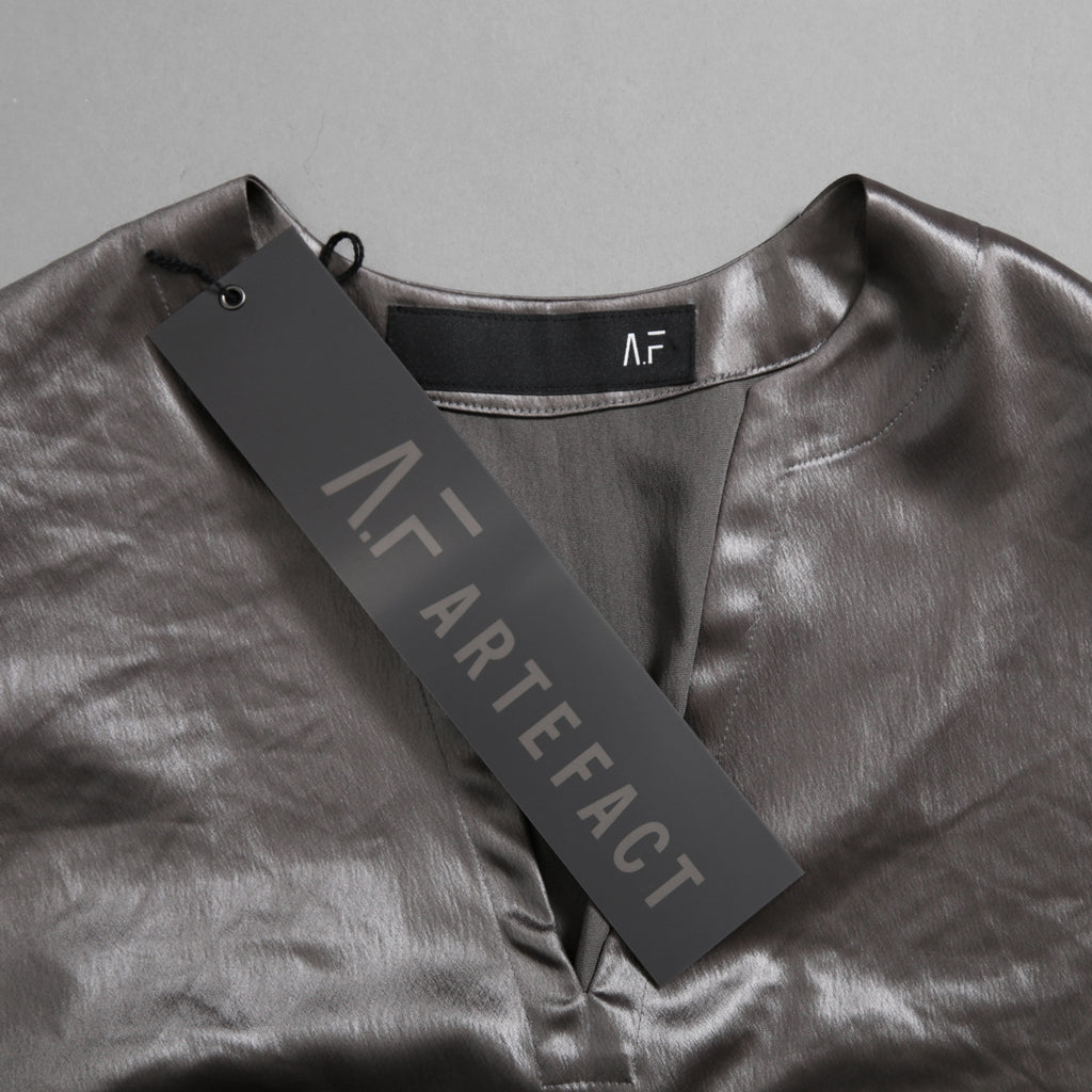 新品 A.F ARTEFACT エーエフアーティファクト / 25AW COLLARLESS SHIRT TOPS SOFT SATIN 長袖シャツ / AG-12071-1 / size 1 (DARK GREY)